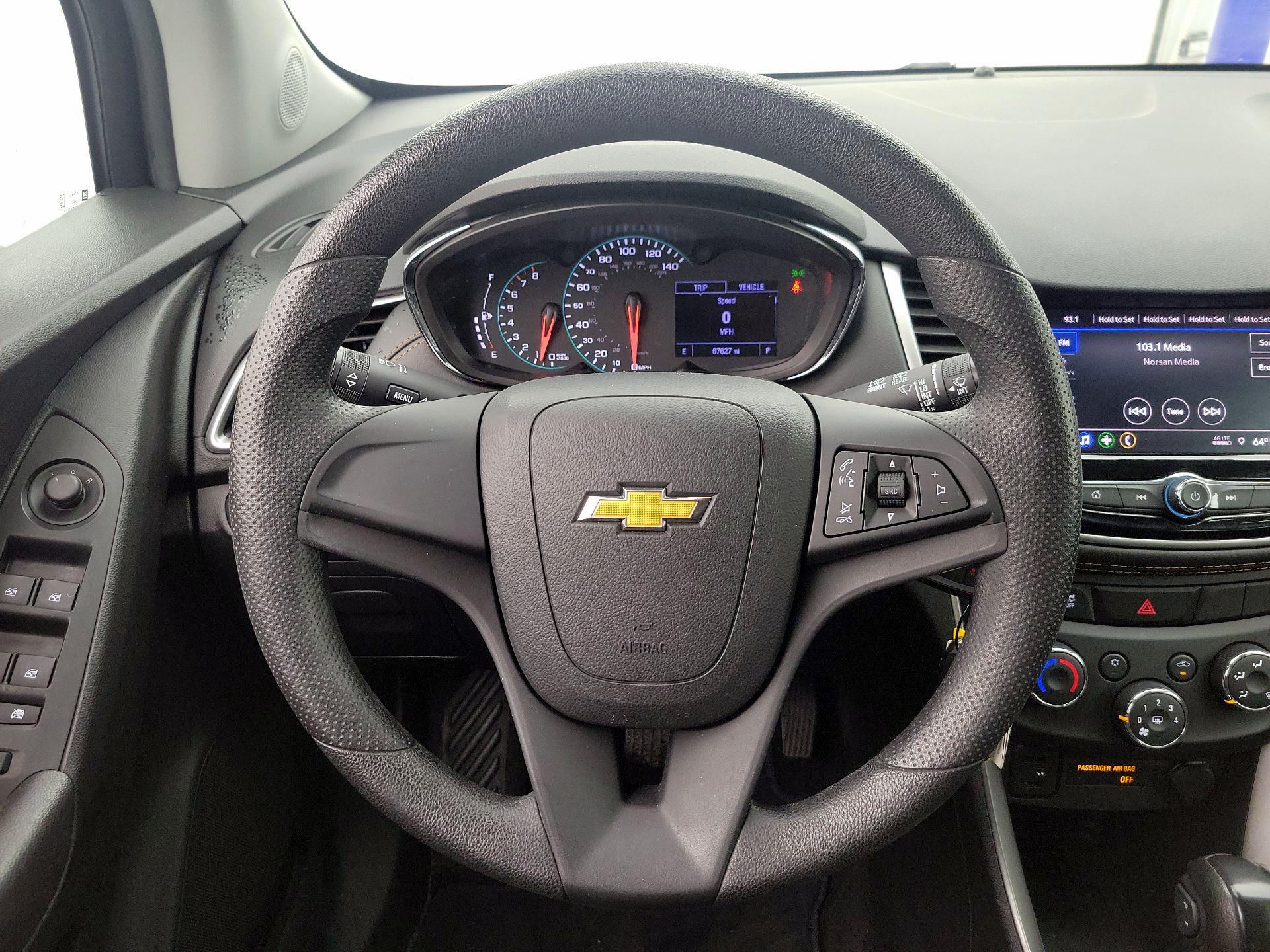 Thumbnail: 2020 Chevrolet Trax - 10