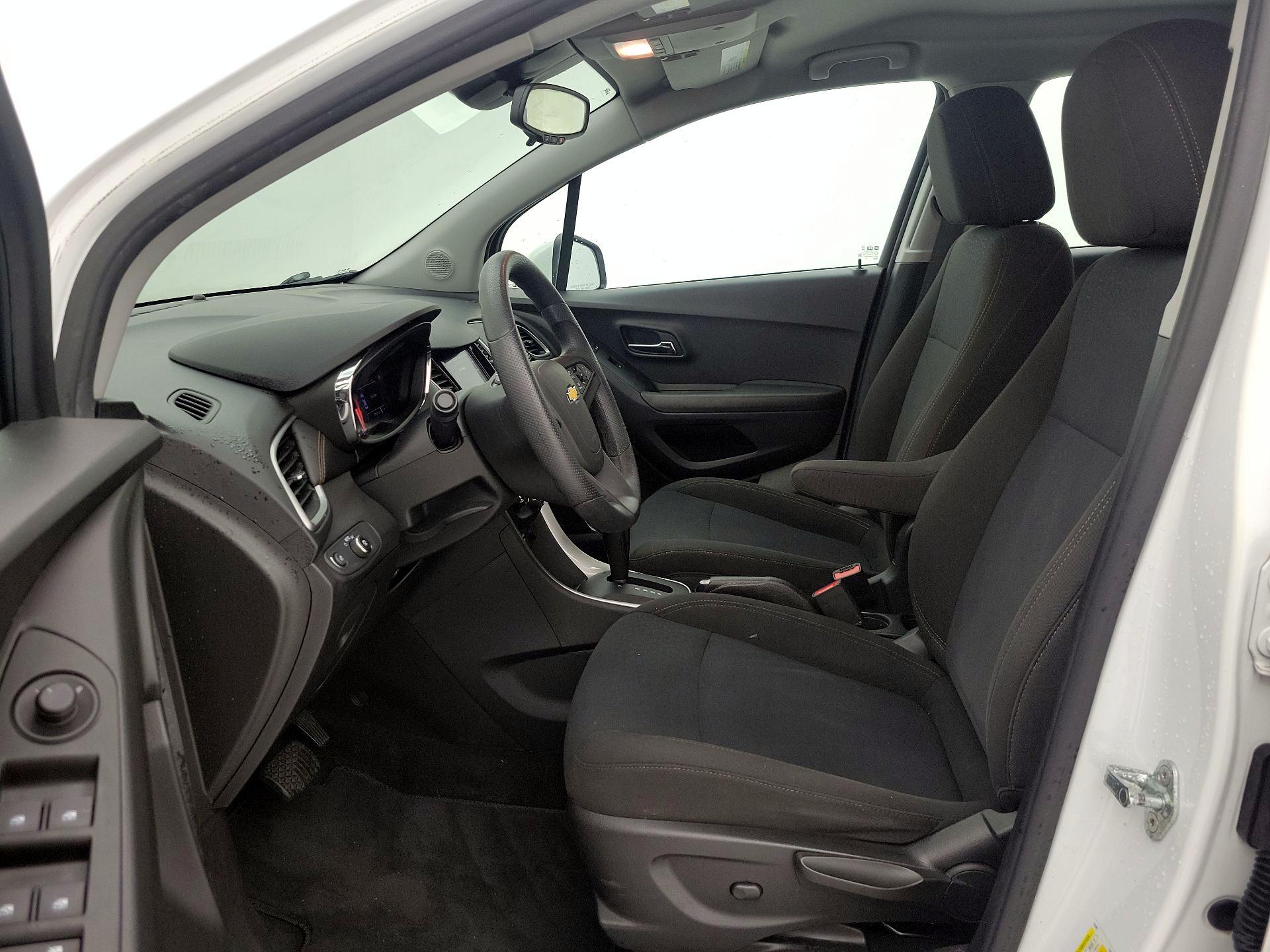 Thumbnail: 2020 Chevrolet Trax - 11