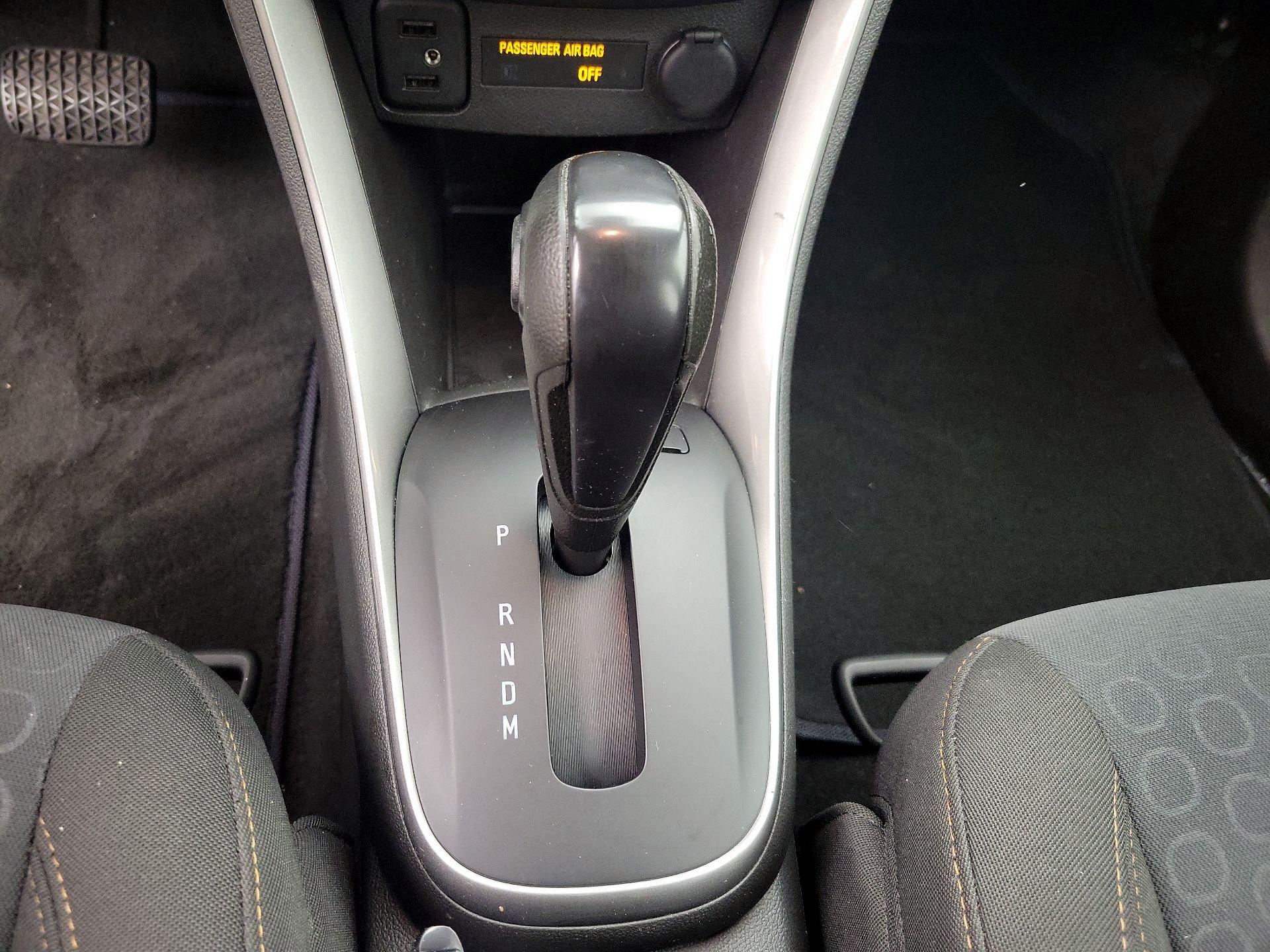 Thumbnail: 2020 Chevrolet Trax - 17