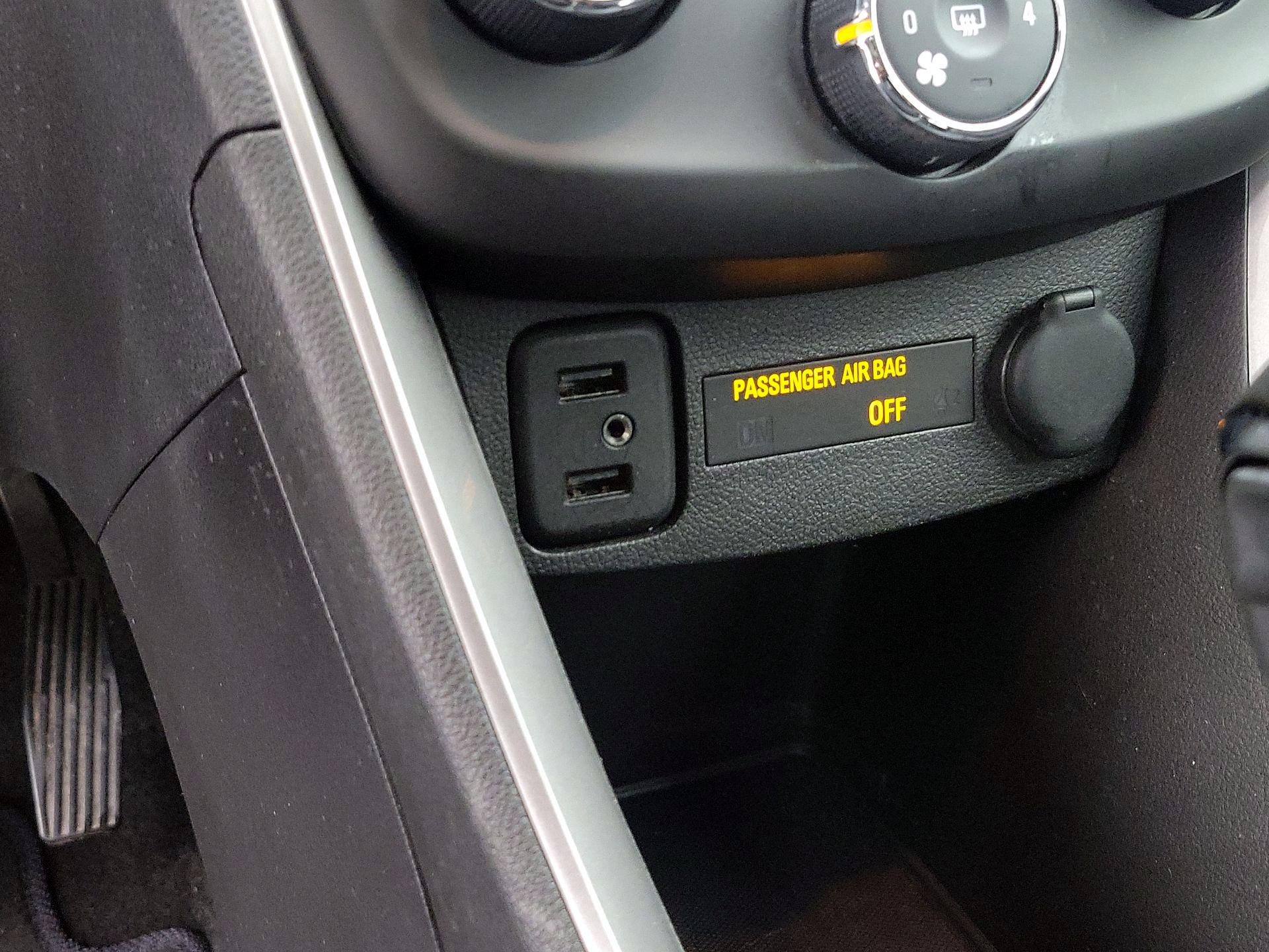 Thumbnail: 2020 Chevrolet Trax - 18