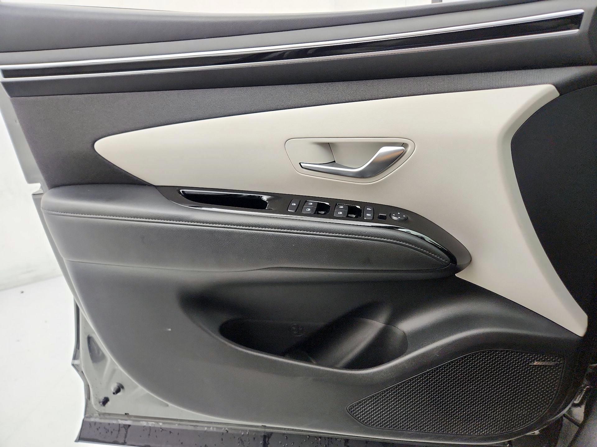 Thumbnail: 2022 Hyundai Tucson - 12