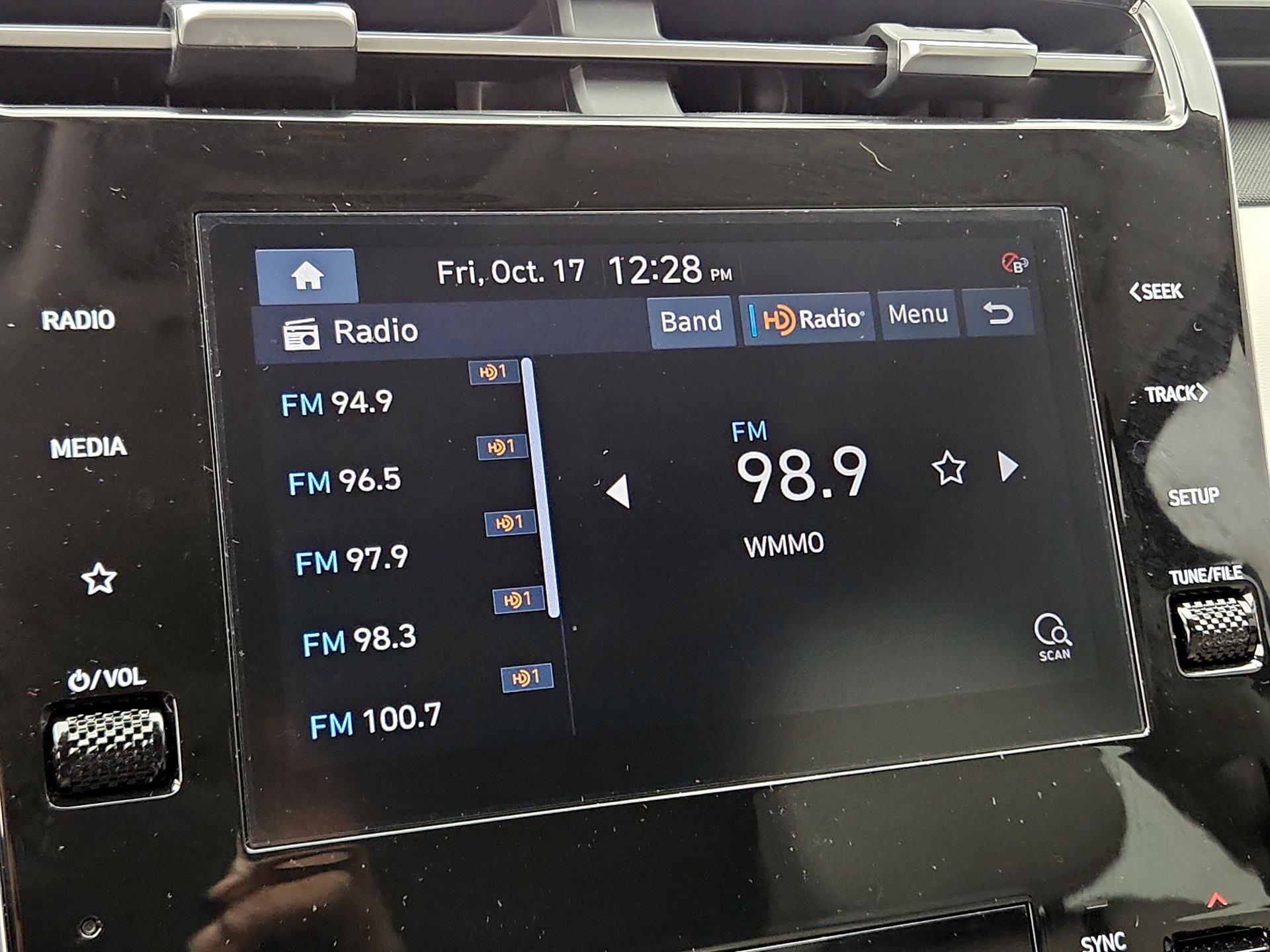 Thumbnail: 2022 Hyundai Tucson - 15