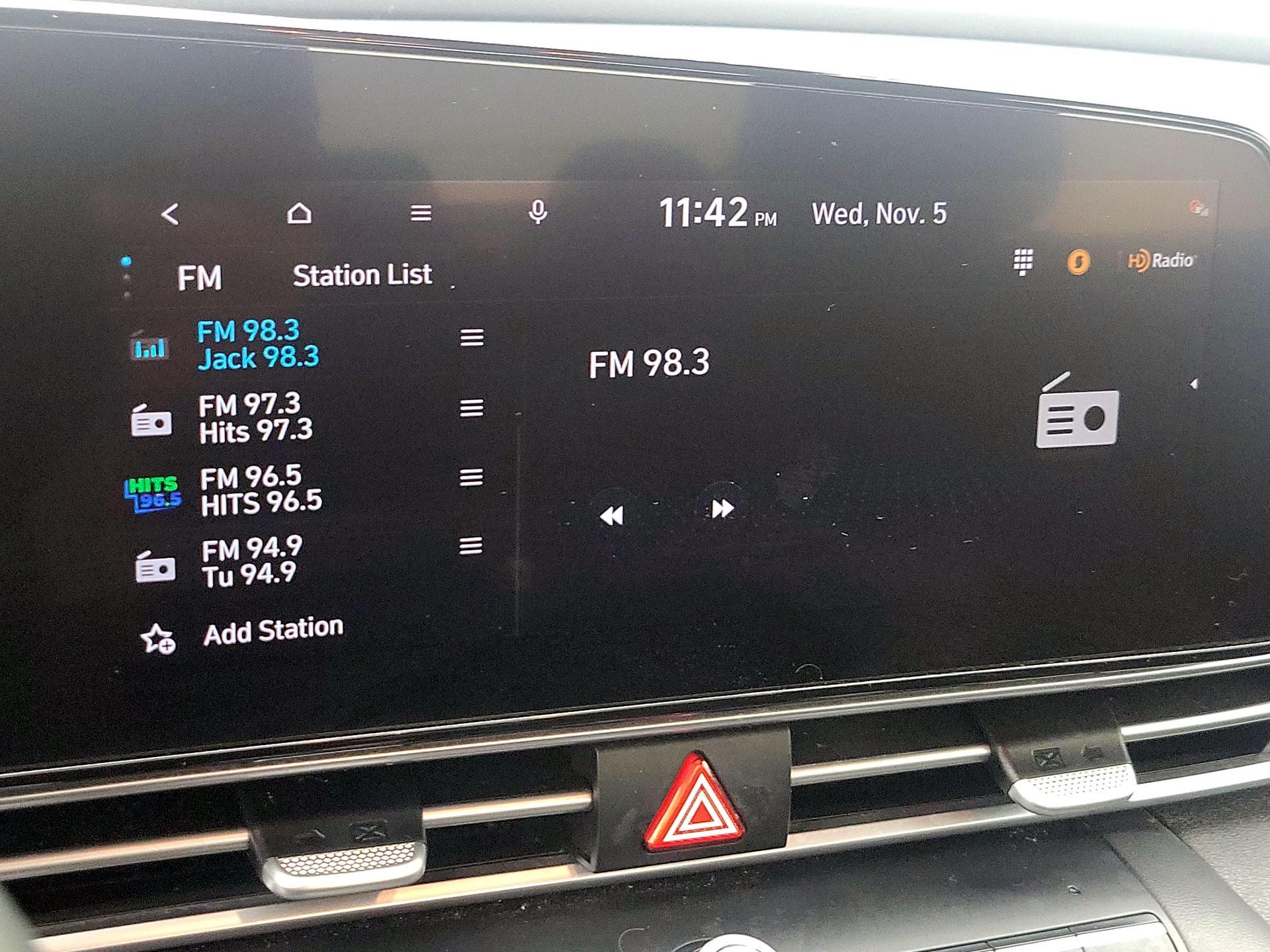 Thumbnail: 2023 Hyundai Elantra - 15