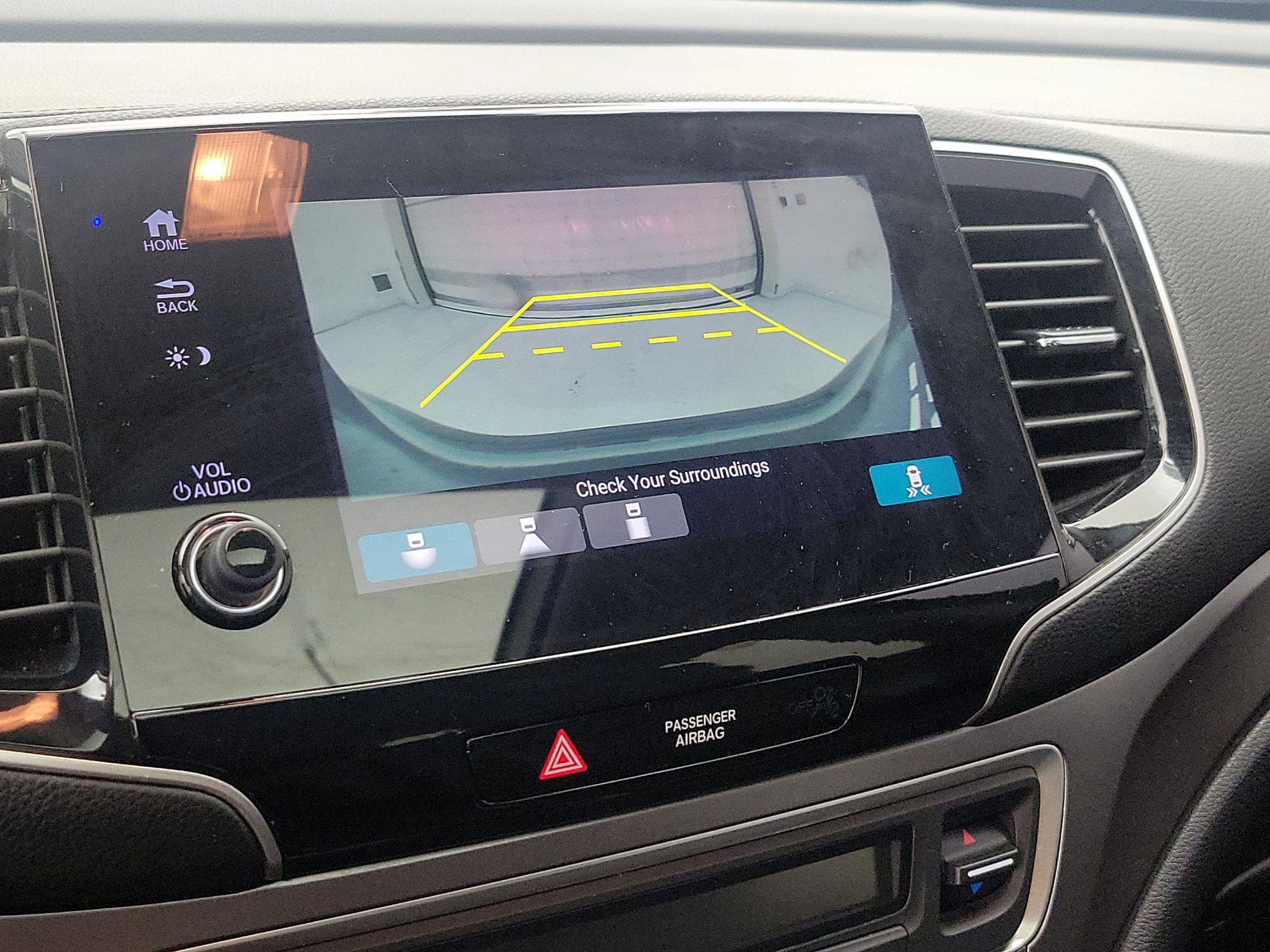 Thumbnail: 2020 Honda Pilot - 14