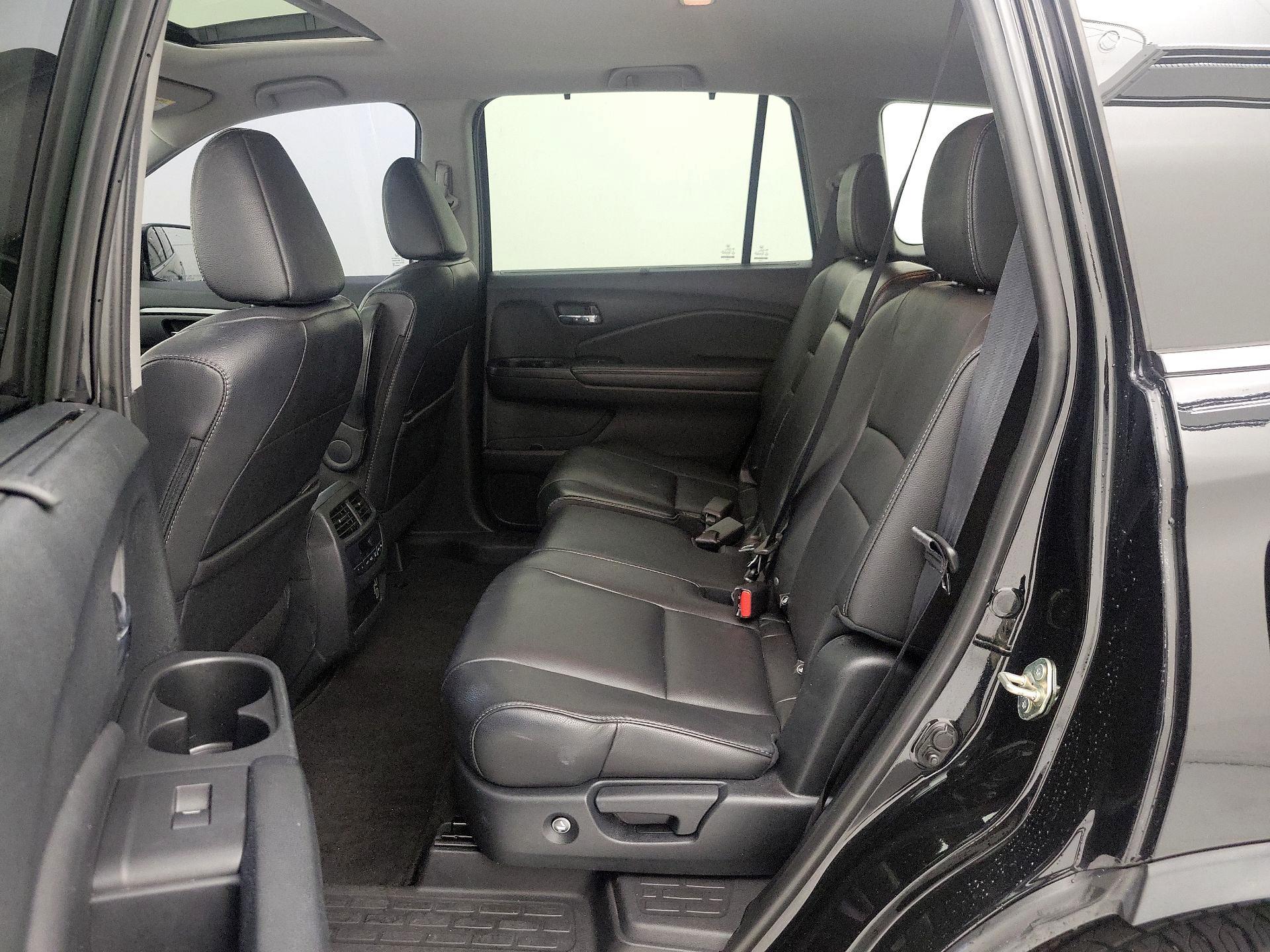 Thumbnail: 2020 Honda Pilot - 20