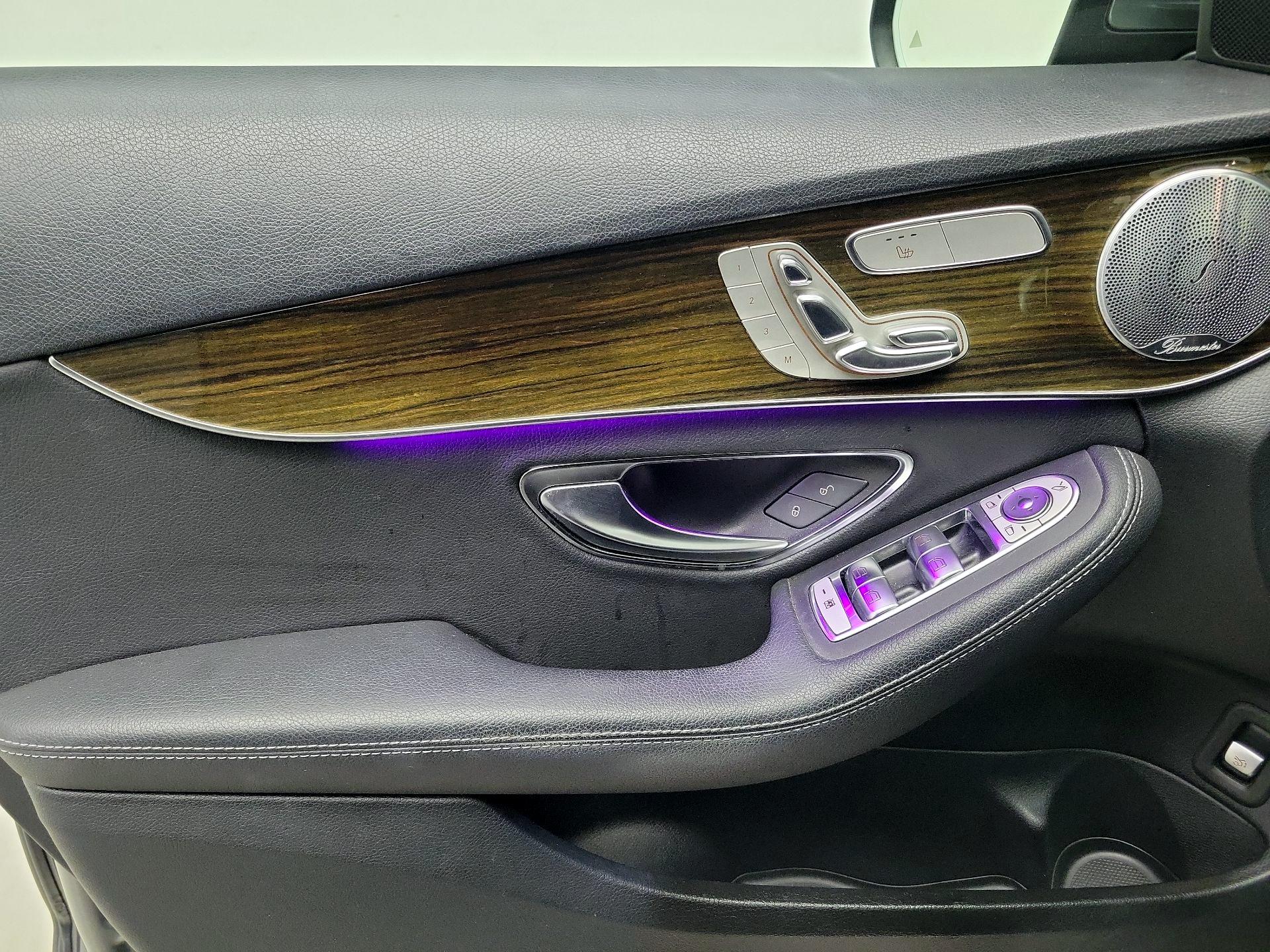Thumbnail: 2020 Mercedes-Benz C-Class - 12
