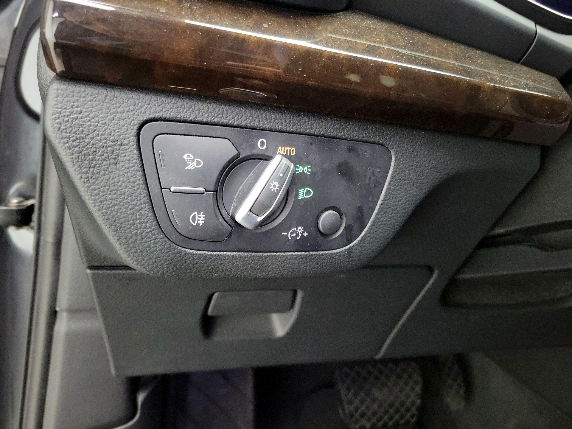 Thumbnail: 2019 Audi Q5 - 13