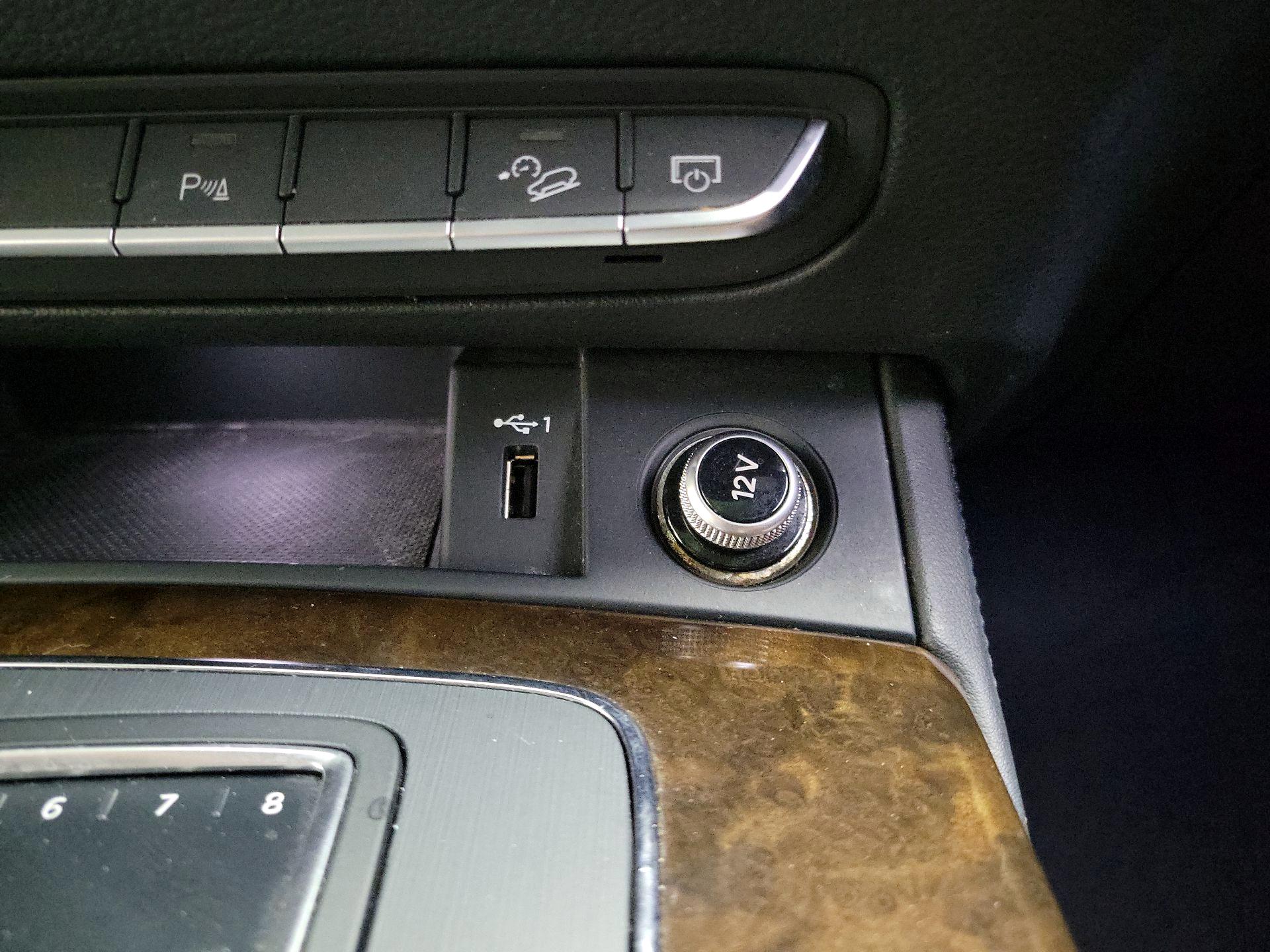 Thumbnail: 2019 Audi Q5 - 19