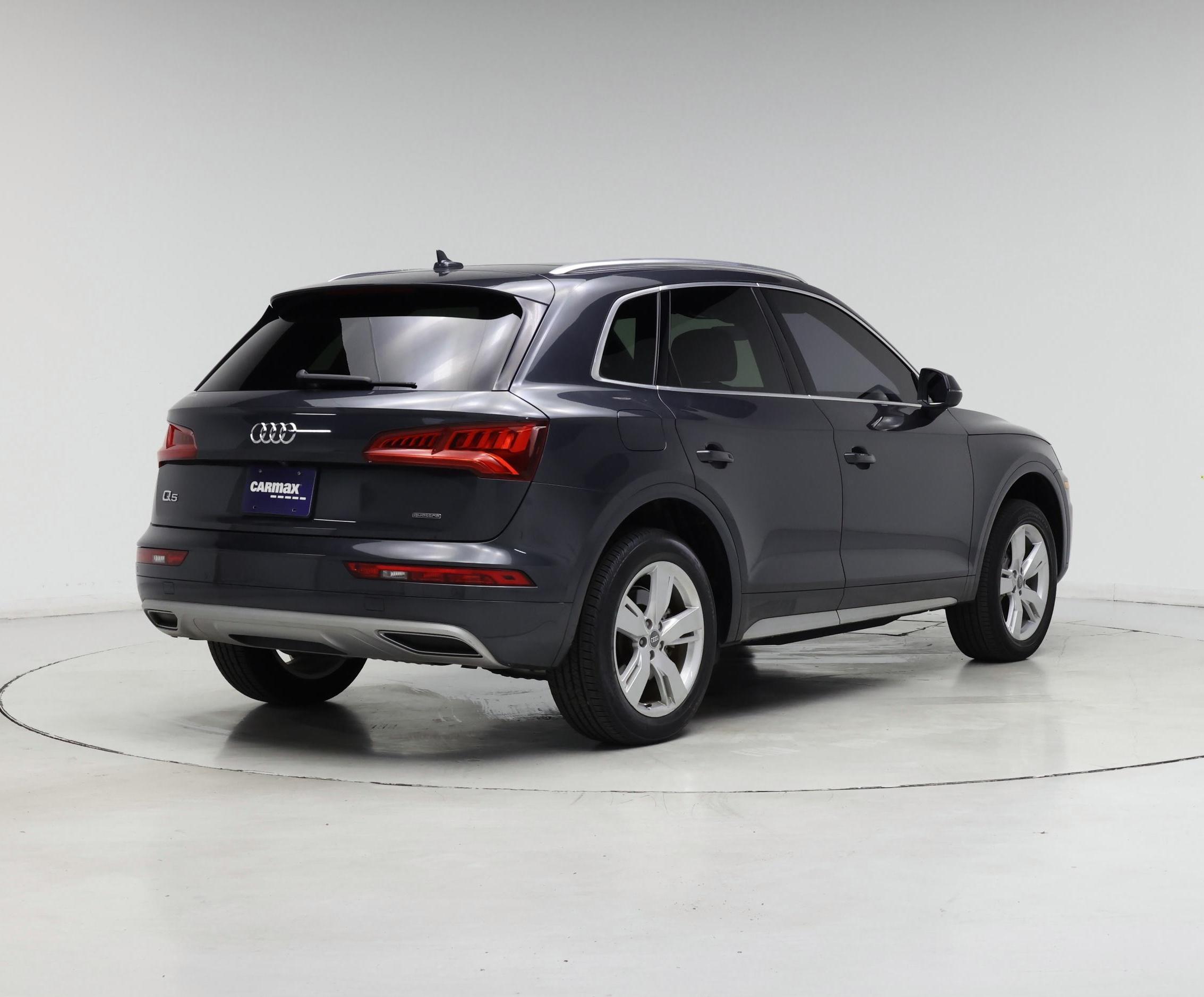 Thumbnail: 2019 Audi Q5 - 8