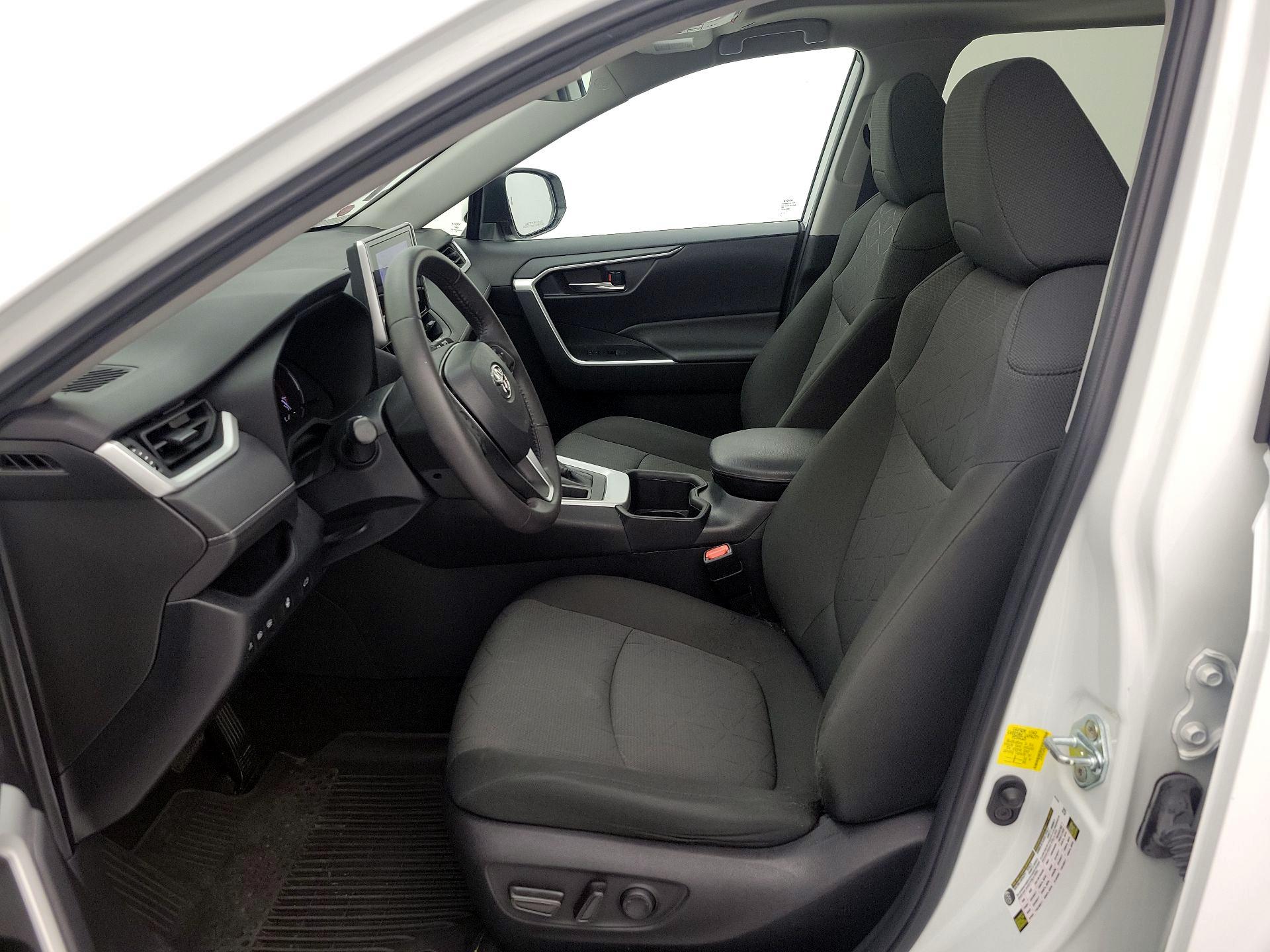 Thumbnail: 2023 Toyota RAV4 - 11