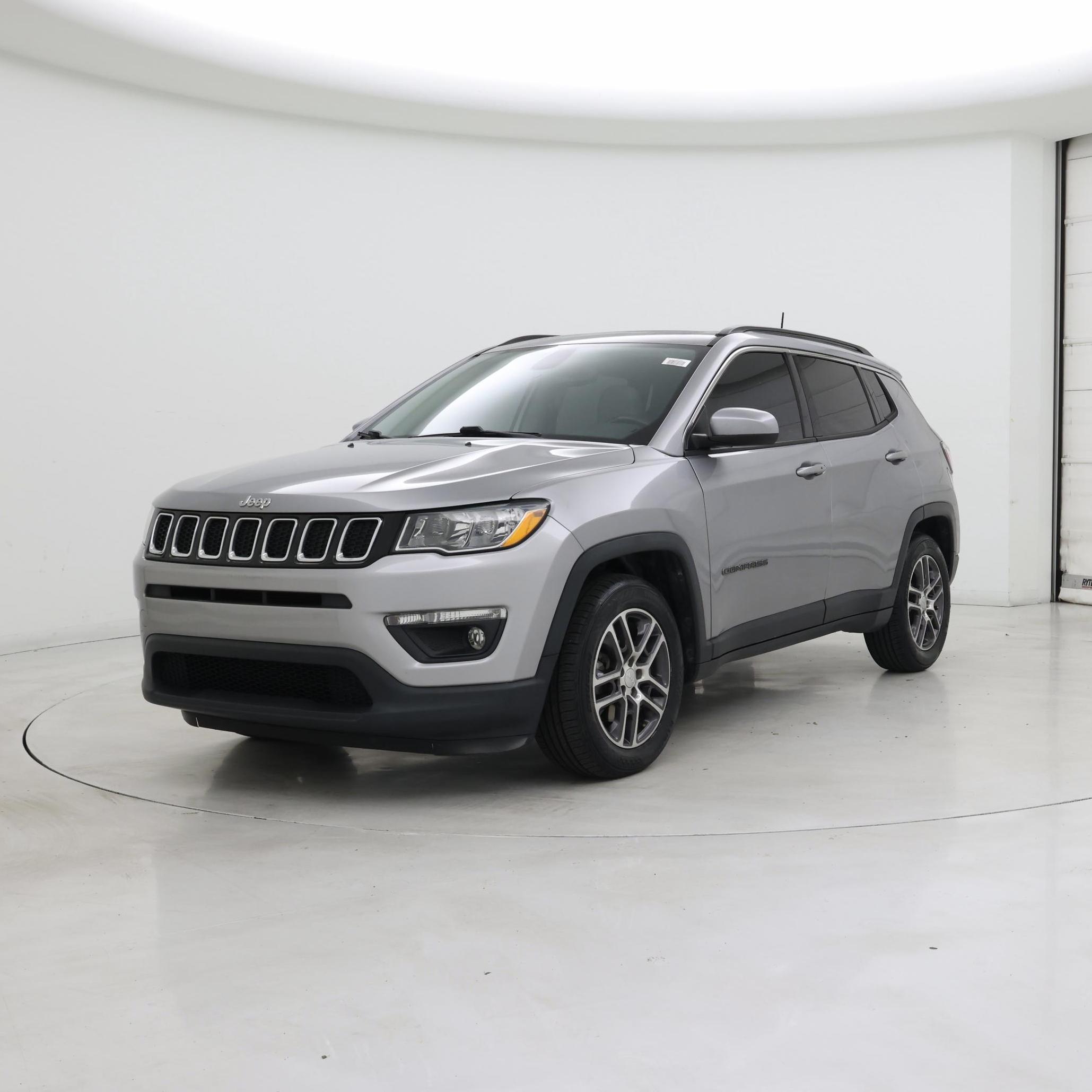 Thumbnail: 2019 Jeep Compass - 4