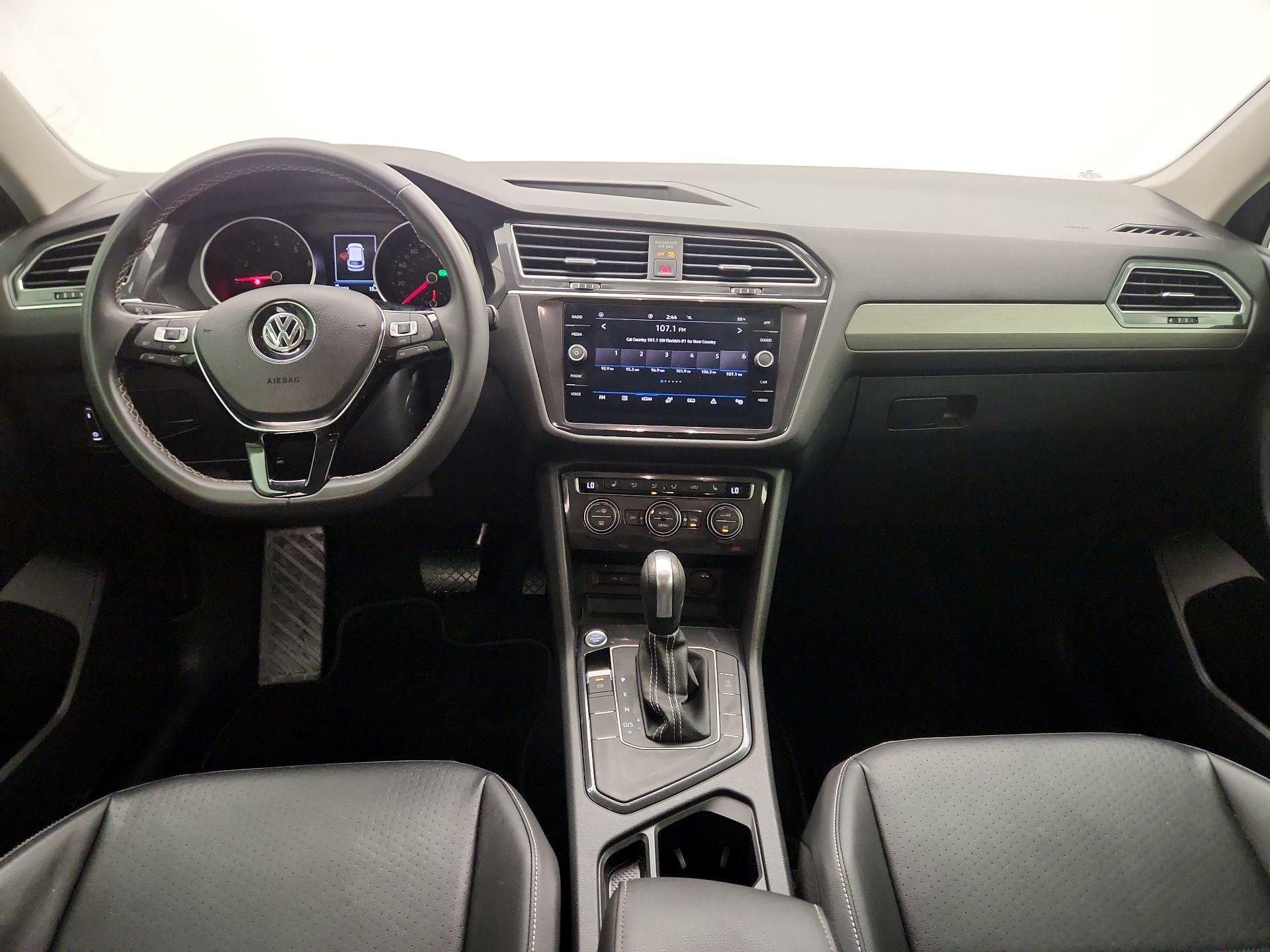 Thumbnail: 2021 Volkswagen Tiguan - 9