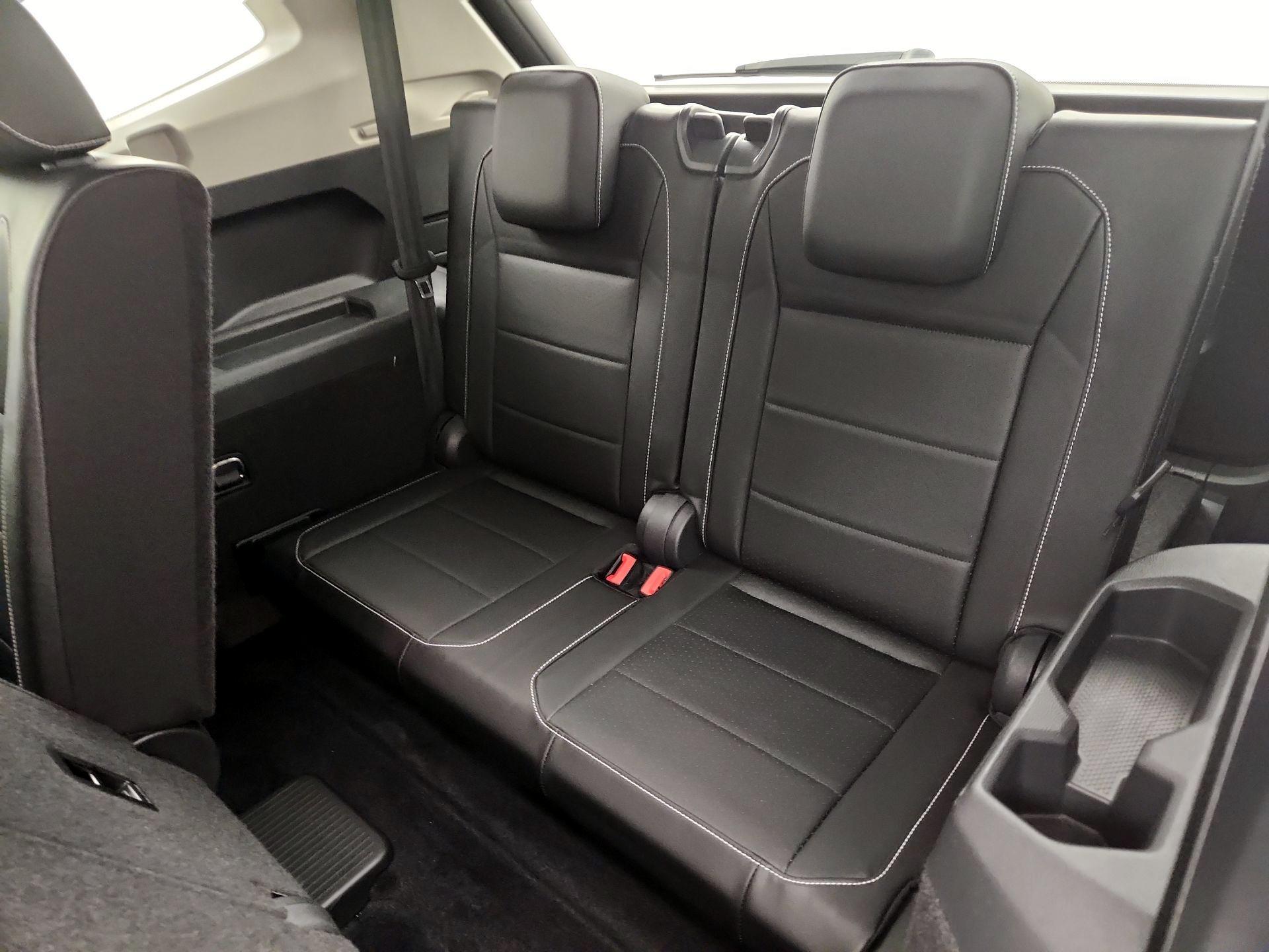 Thumbnail: 2021 Volkswagen Tiguan - 20