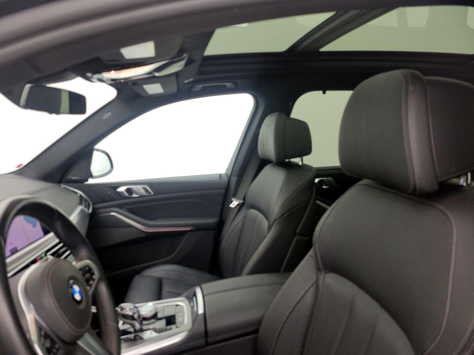 Thumbnail: 2021 BMW X5 - 20