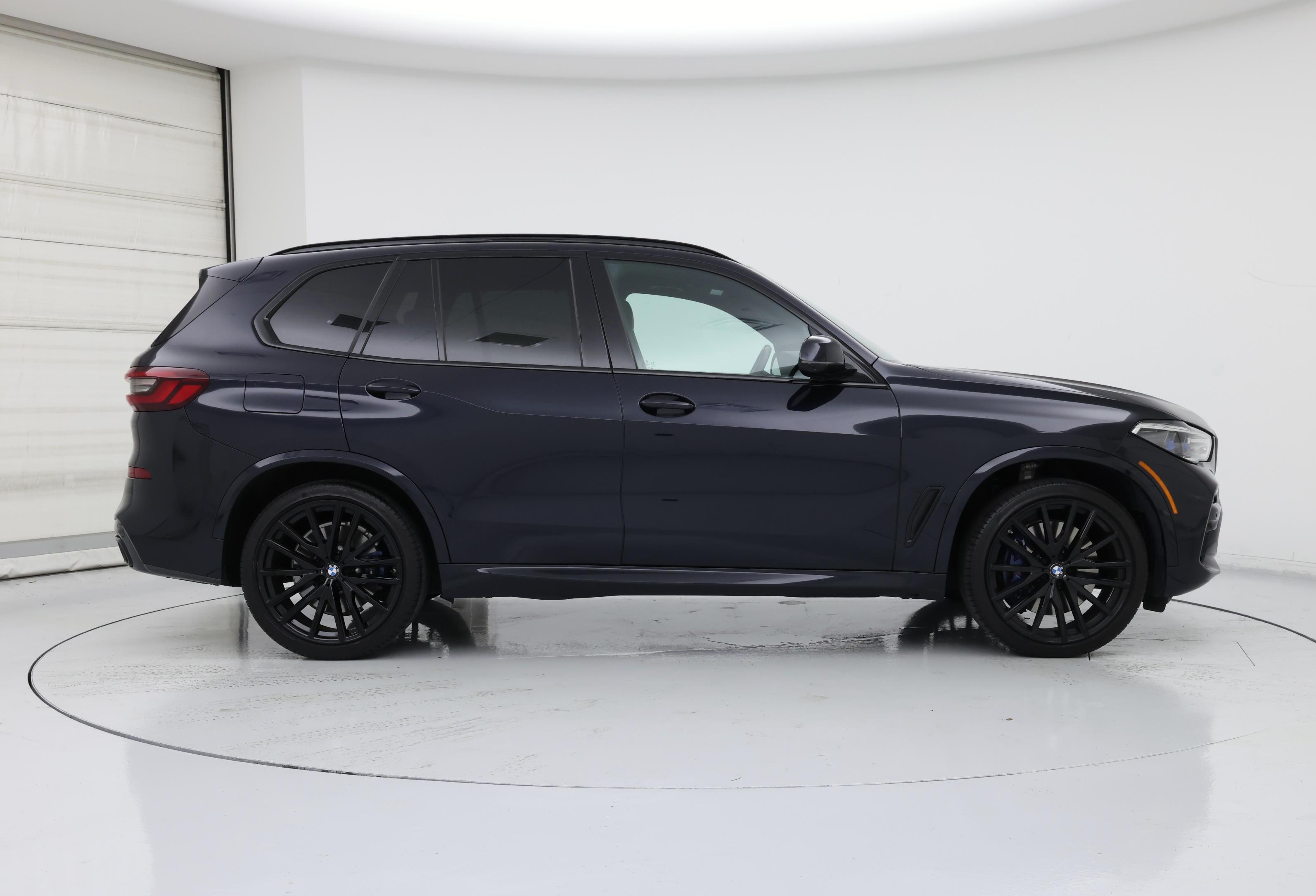 Thumbnail: 2021 BMW X5 - 7