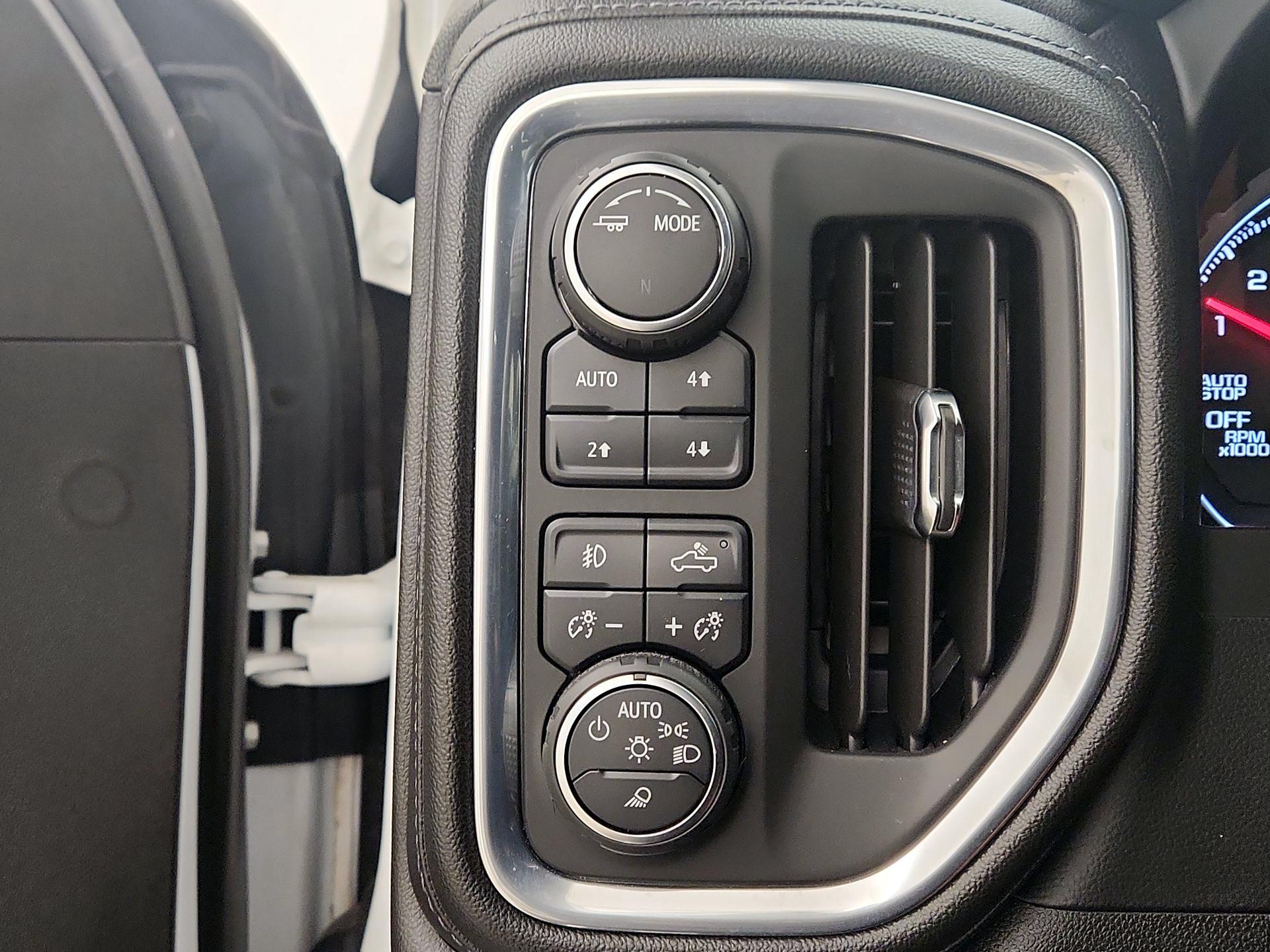 Thumbnail: 2021 Chevrolet Silverado 1500 - 13