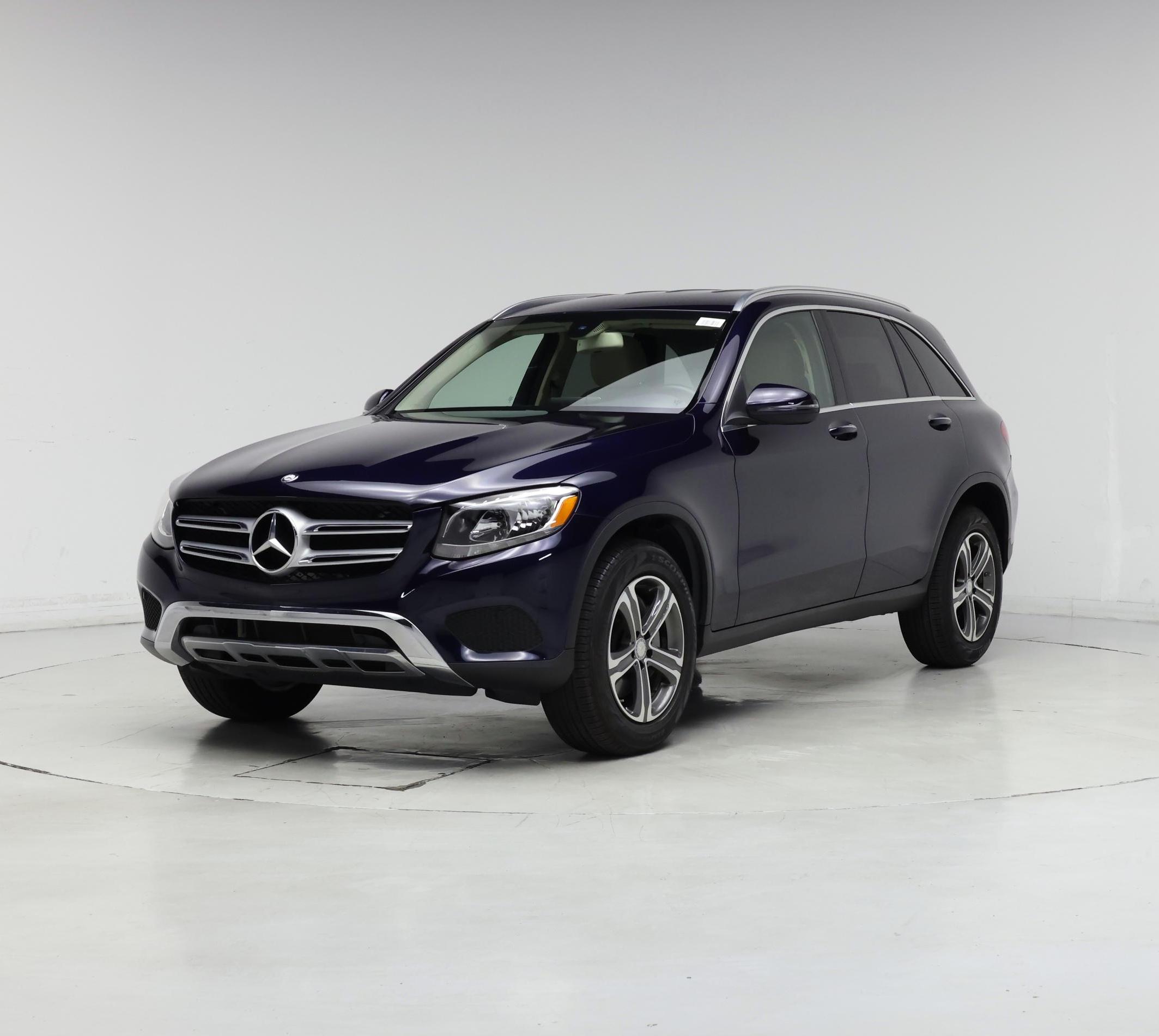 Thumbnail: 2016 Mercedes-Benz GLC - 4