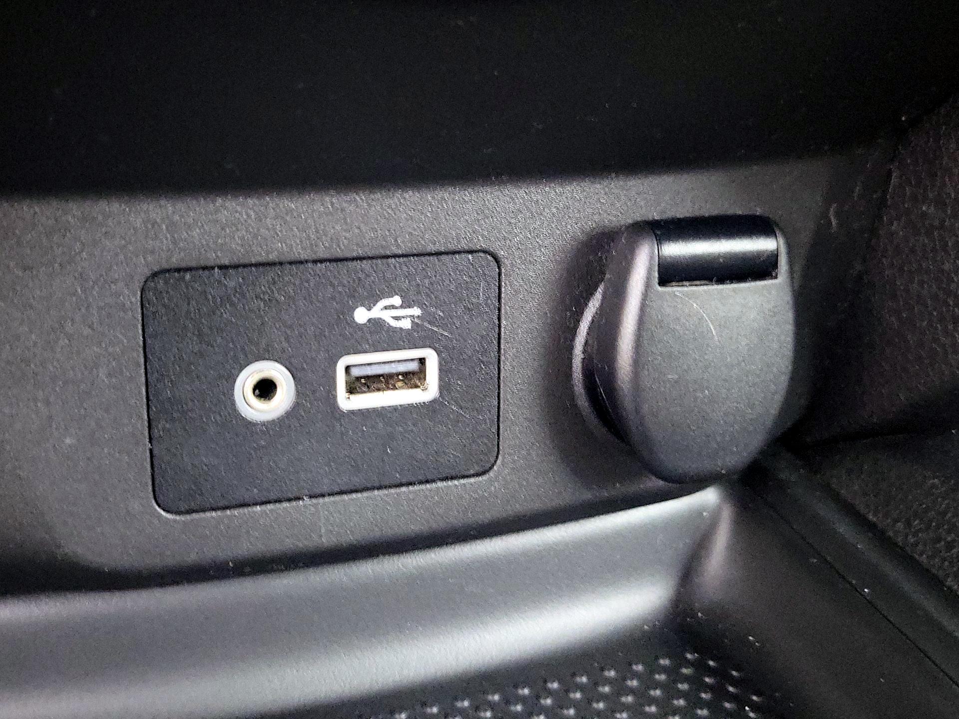 Thumbnail: 2020 Nissan Rogue - 18