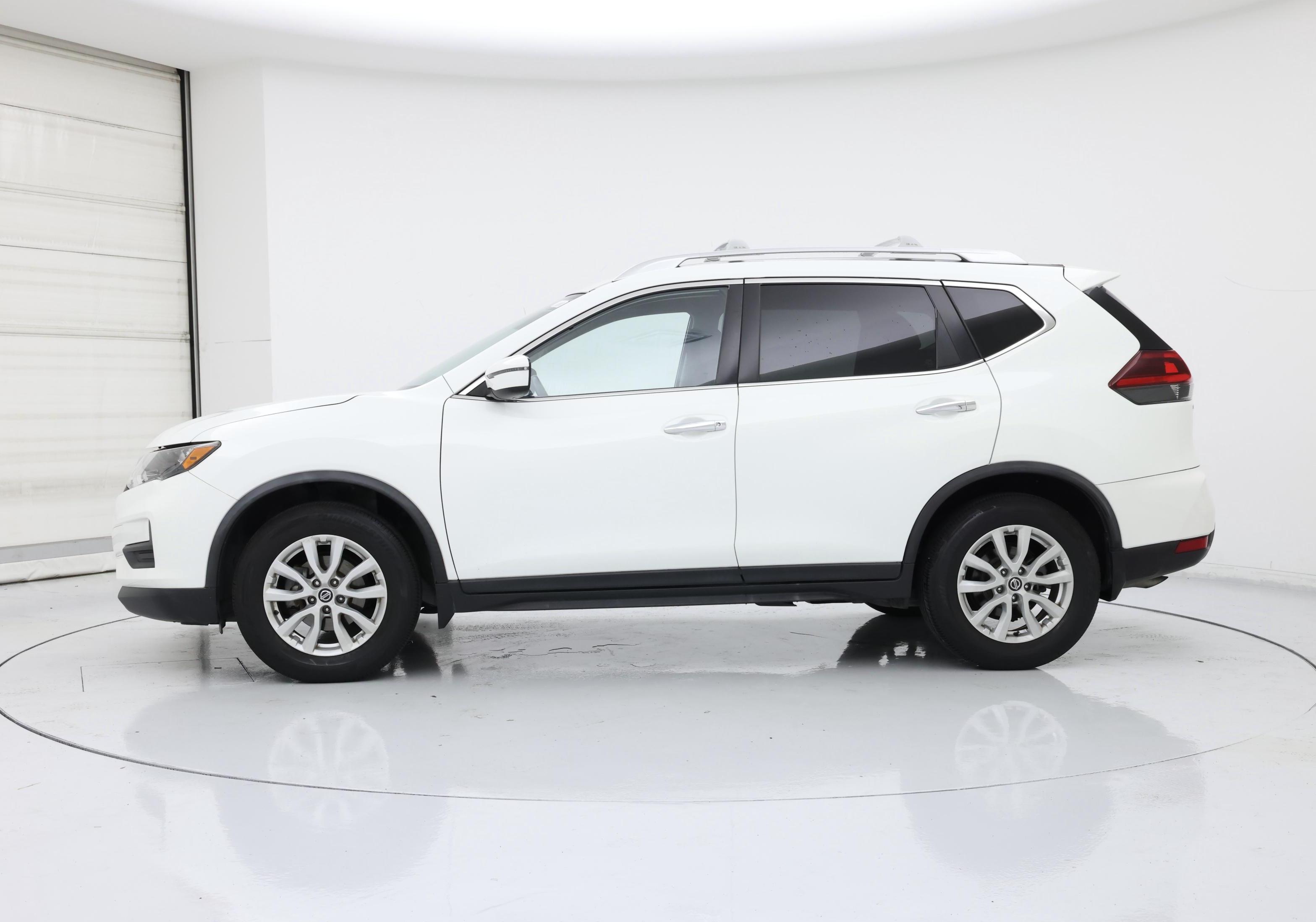 Thumbnail: 2020 Nissan Rogue - 3