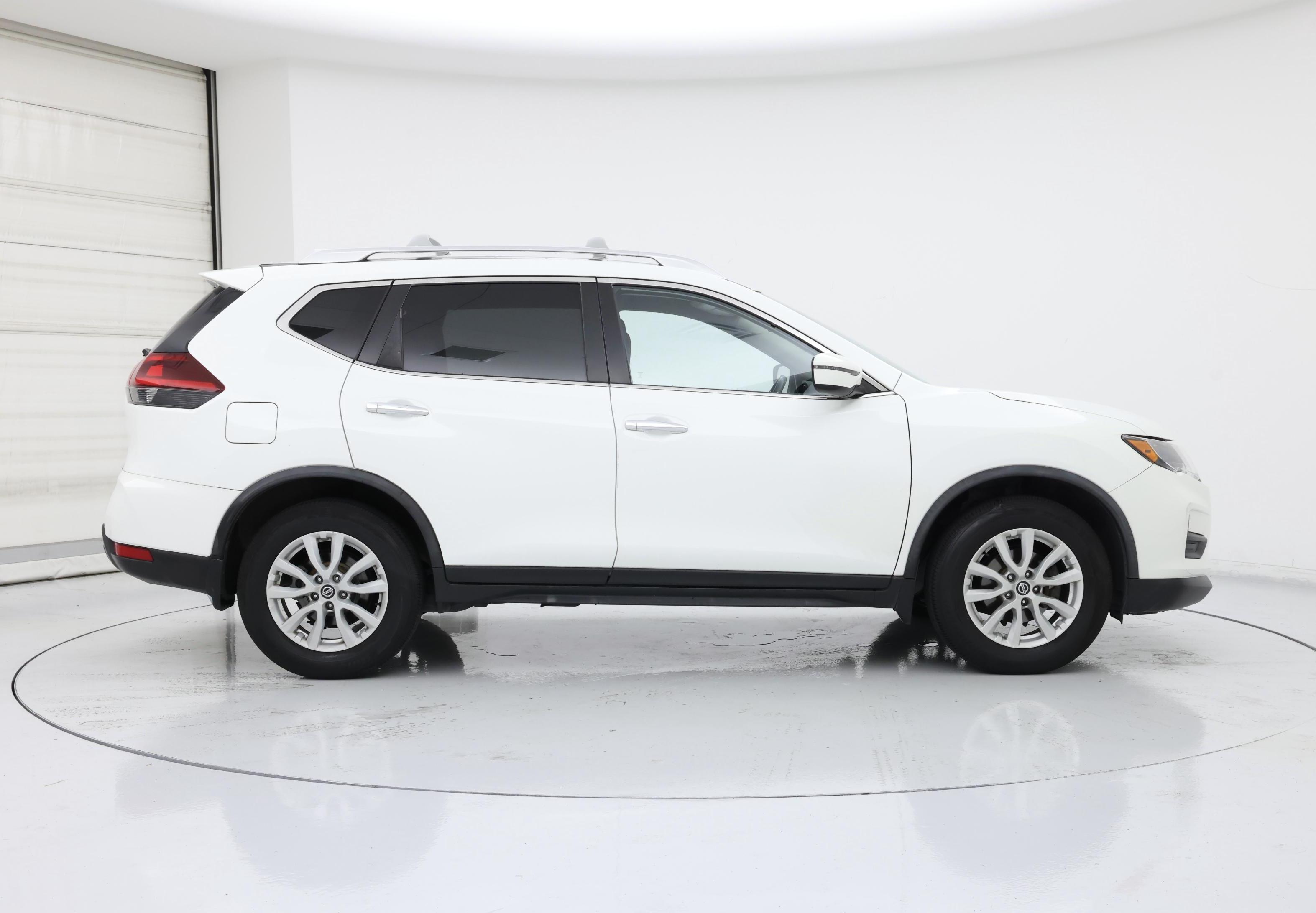 Thumbnail: 2020 Nissan Rogue - 7