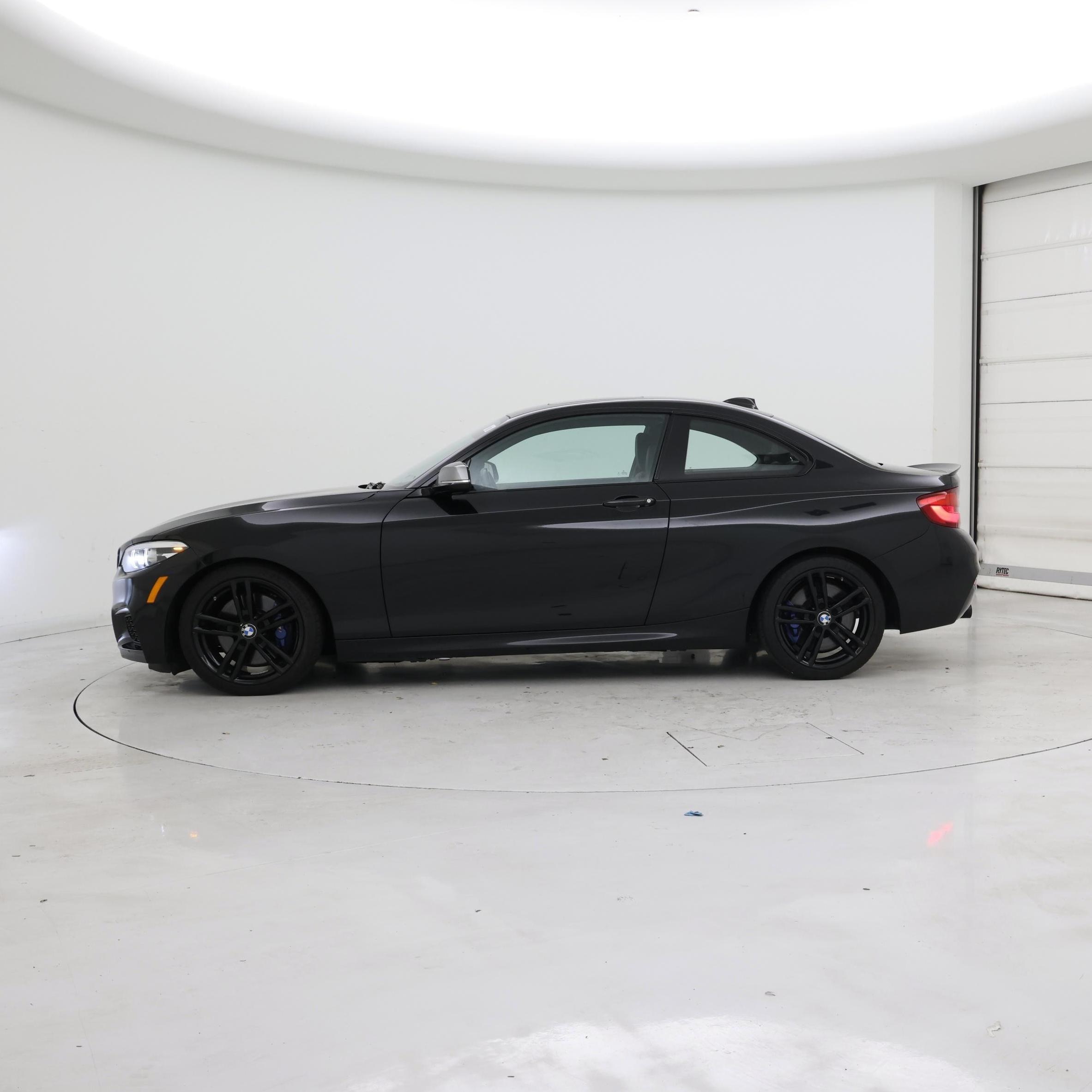 Thumbnail: 2018 BMW 2 Series - 3