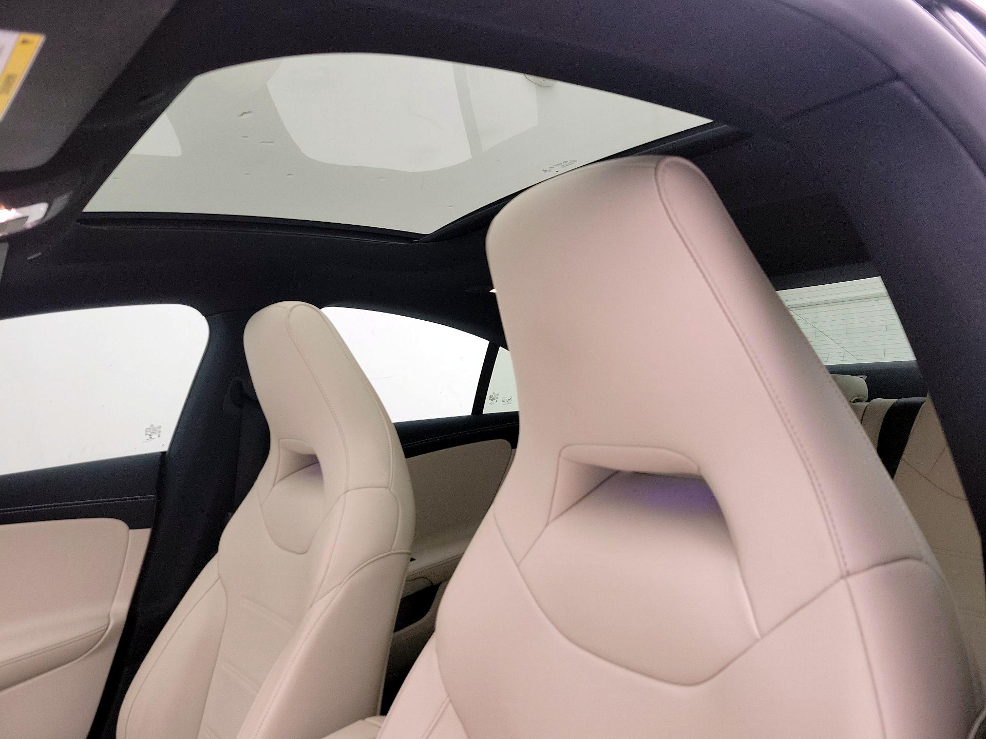 Thumbnail: 2020 Mercedes-Benz CLA - 19