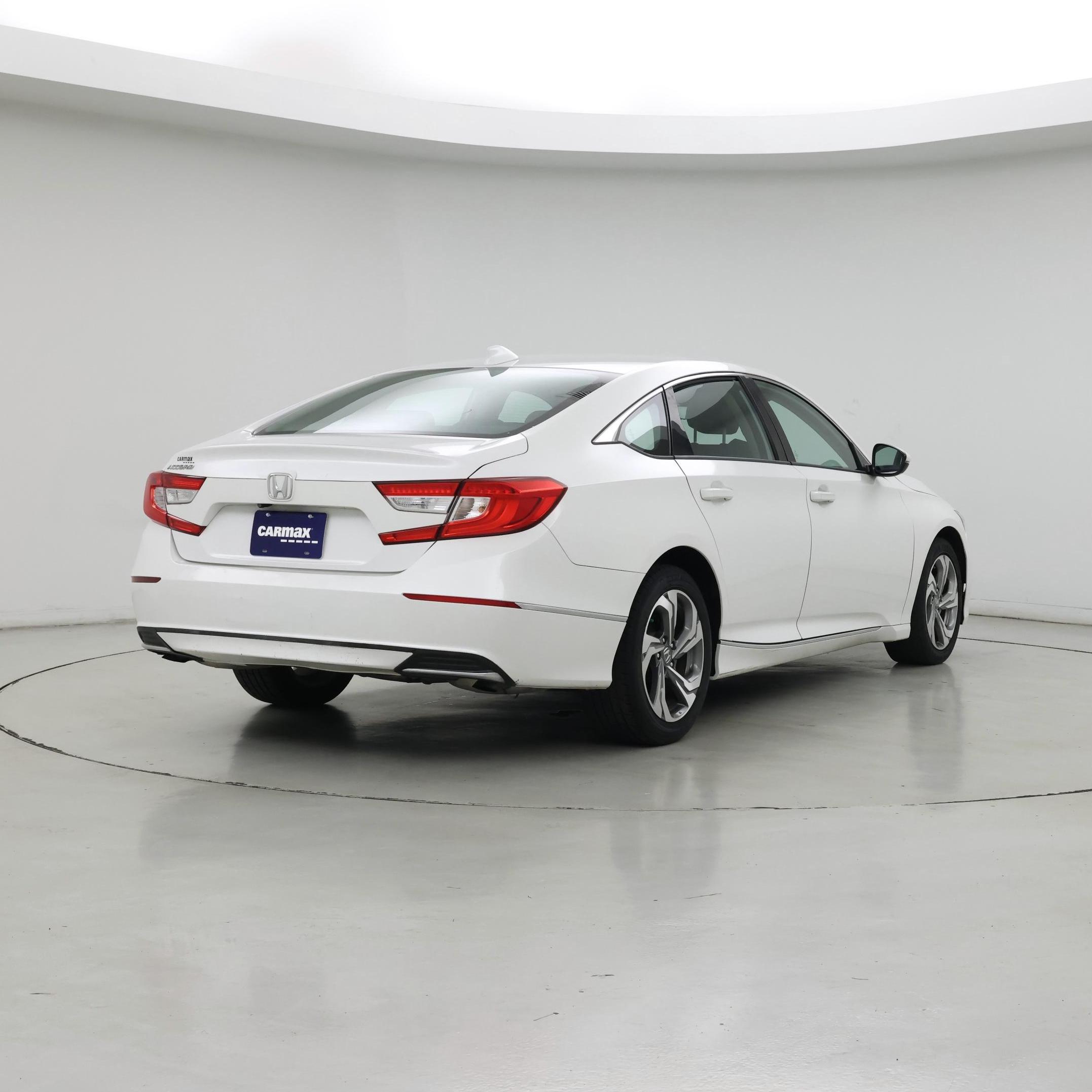 Thumbnail: 2018 Honda Accord - 8