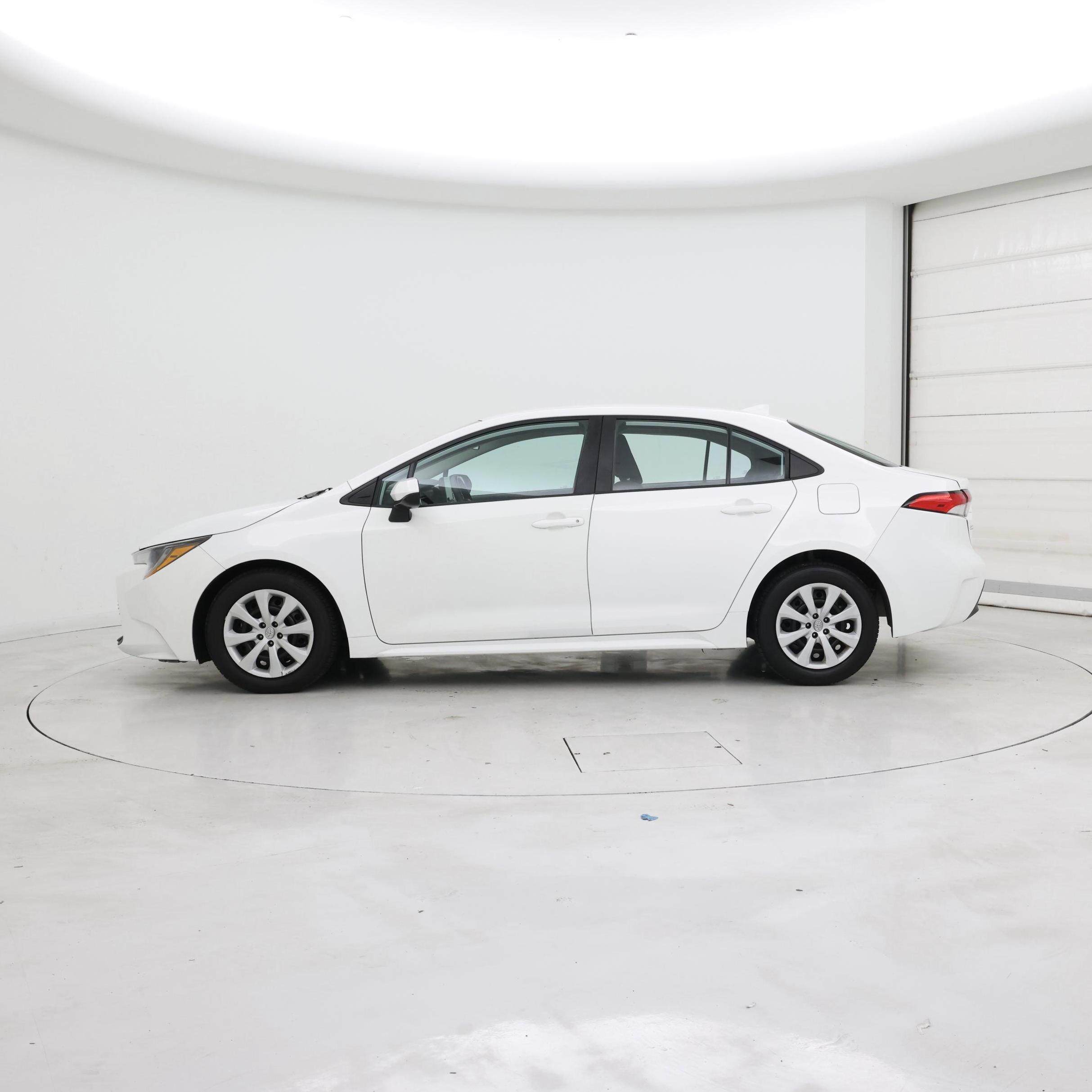 Thumbnail: 2023 Toyota Corolla - 3