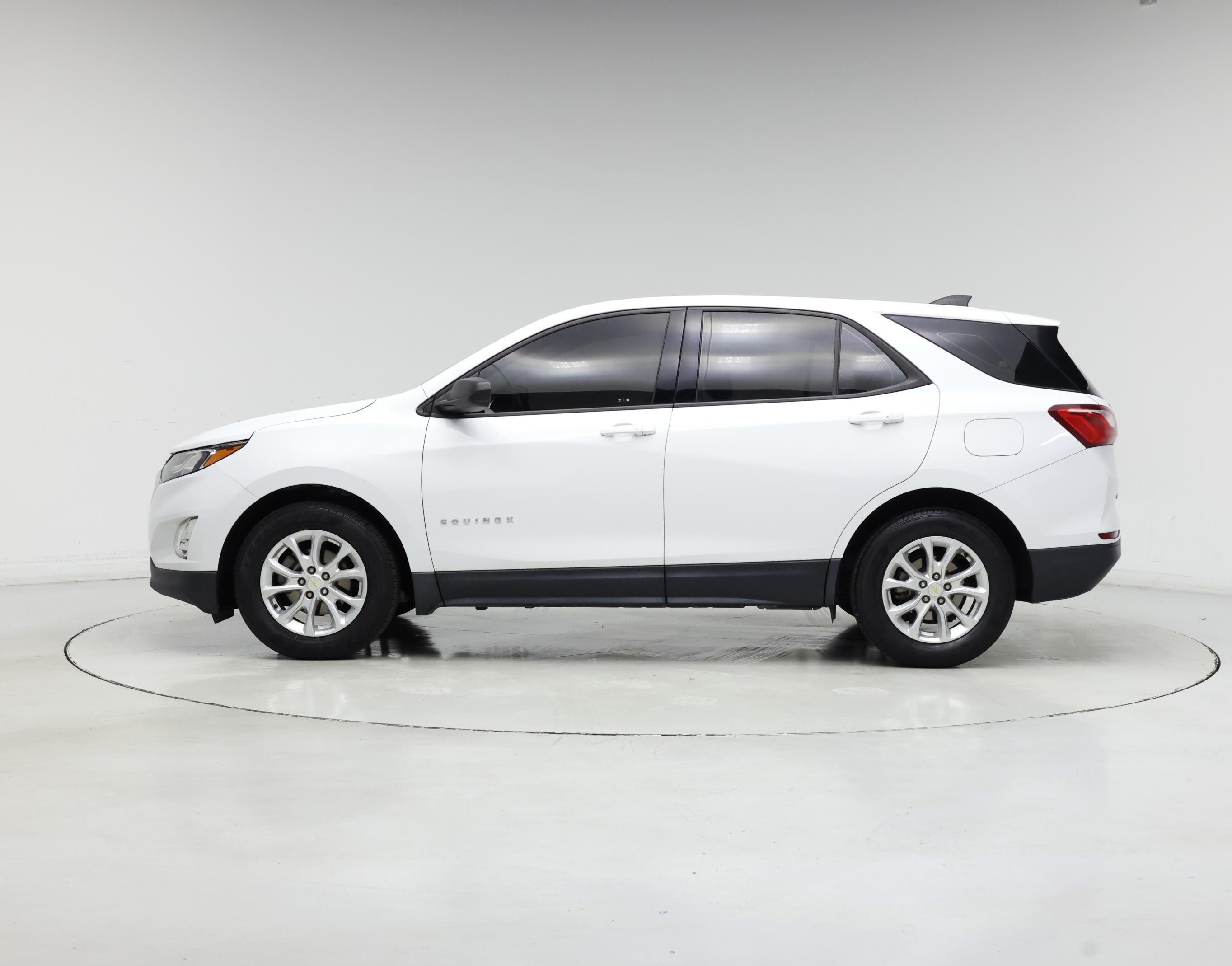Thumbnail: 2019 Chevrolet Equinox - 3