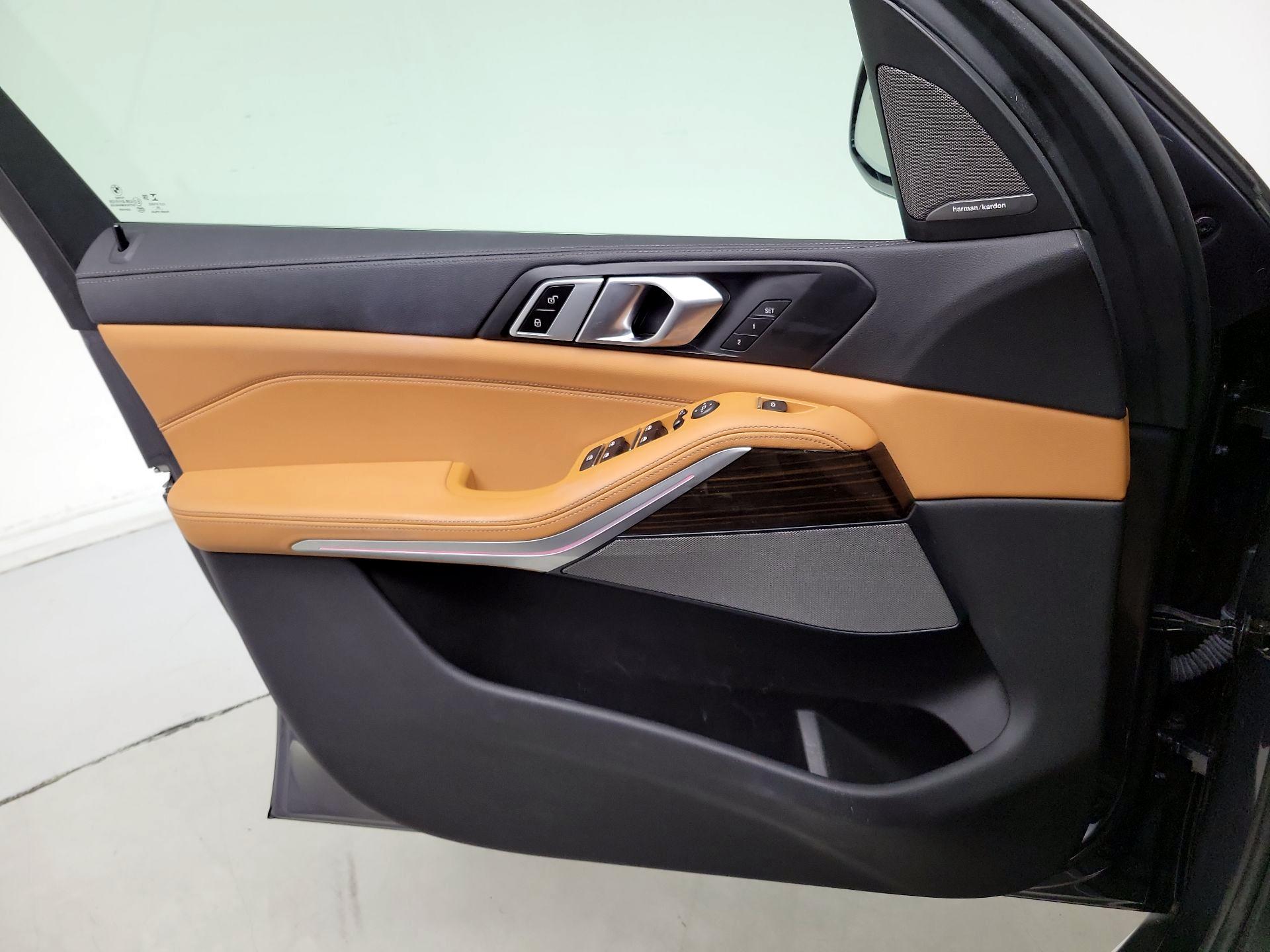 Thumbnail: 2021 BMW X5 - 12