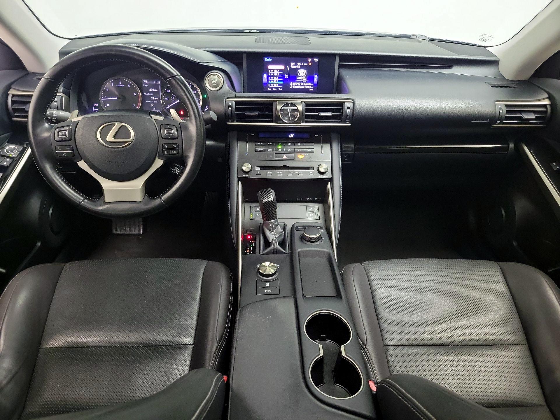 Thumbnail: 2018 Lexus IS - 9