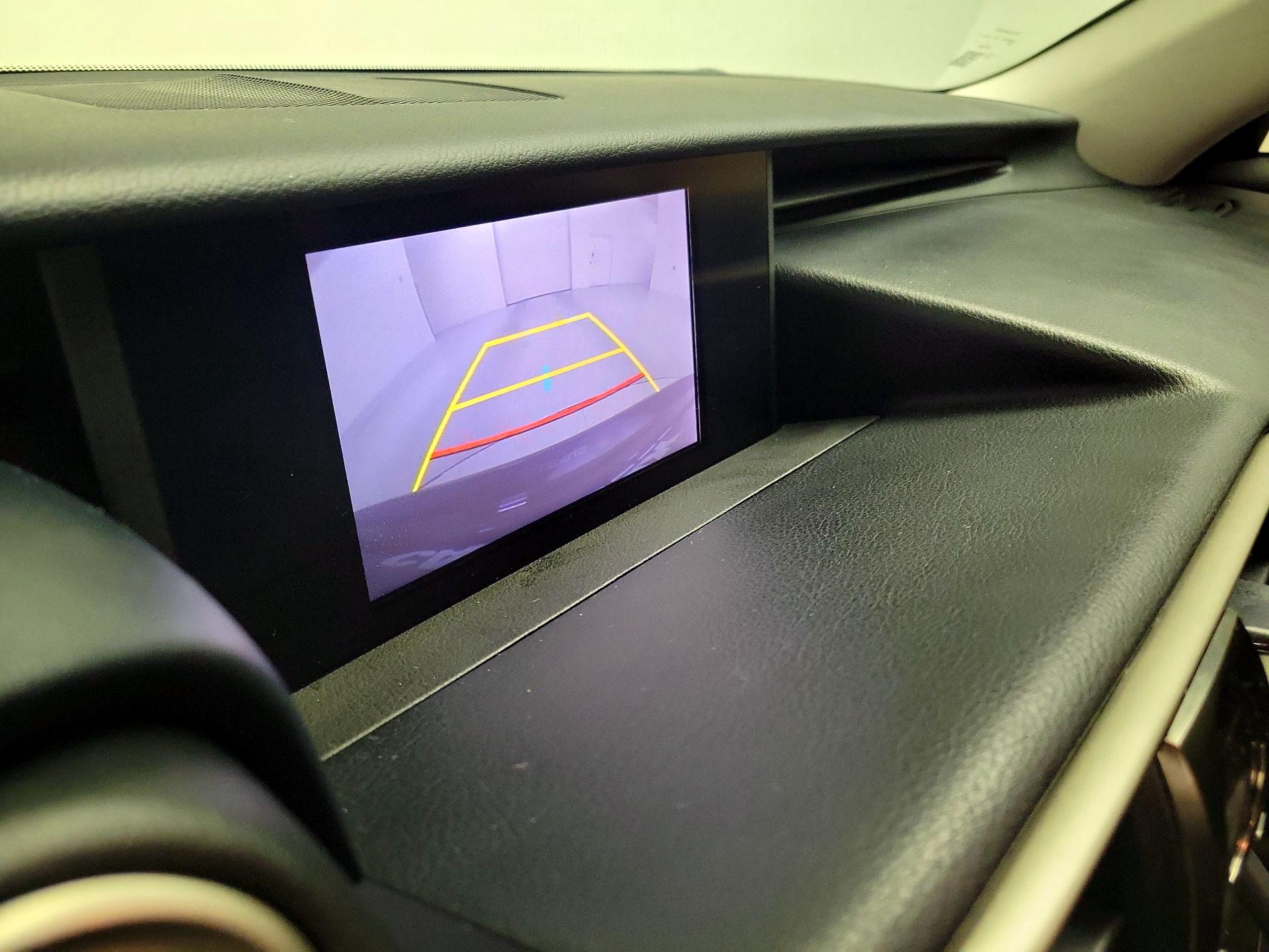 Thumbnail: 2018 Lexus IS - 14