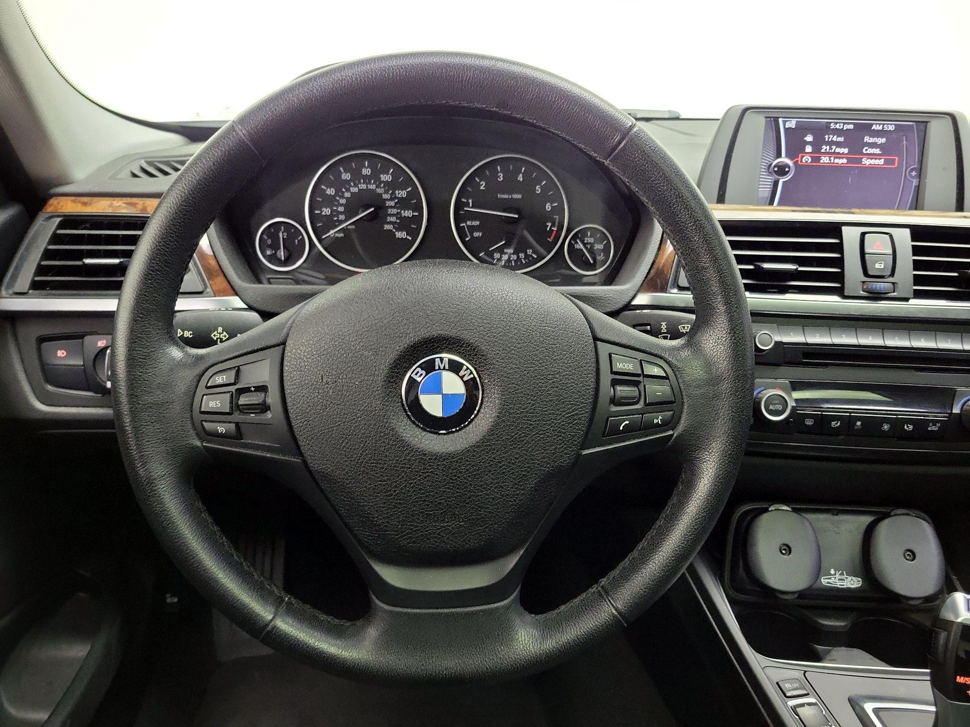 Thumbnail: 2014 BMW 3 Series - 10