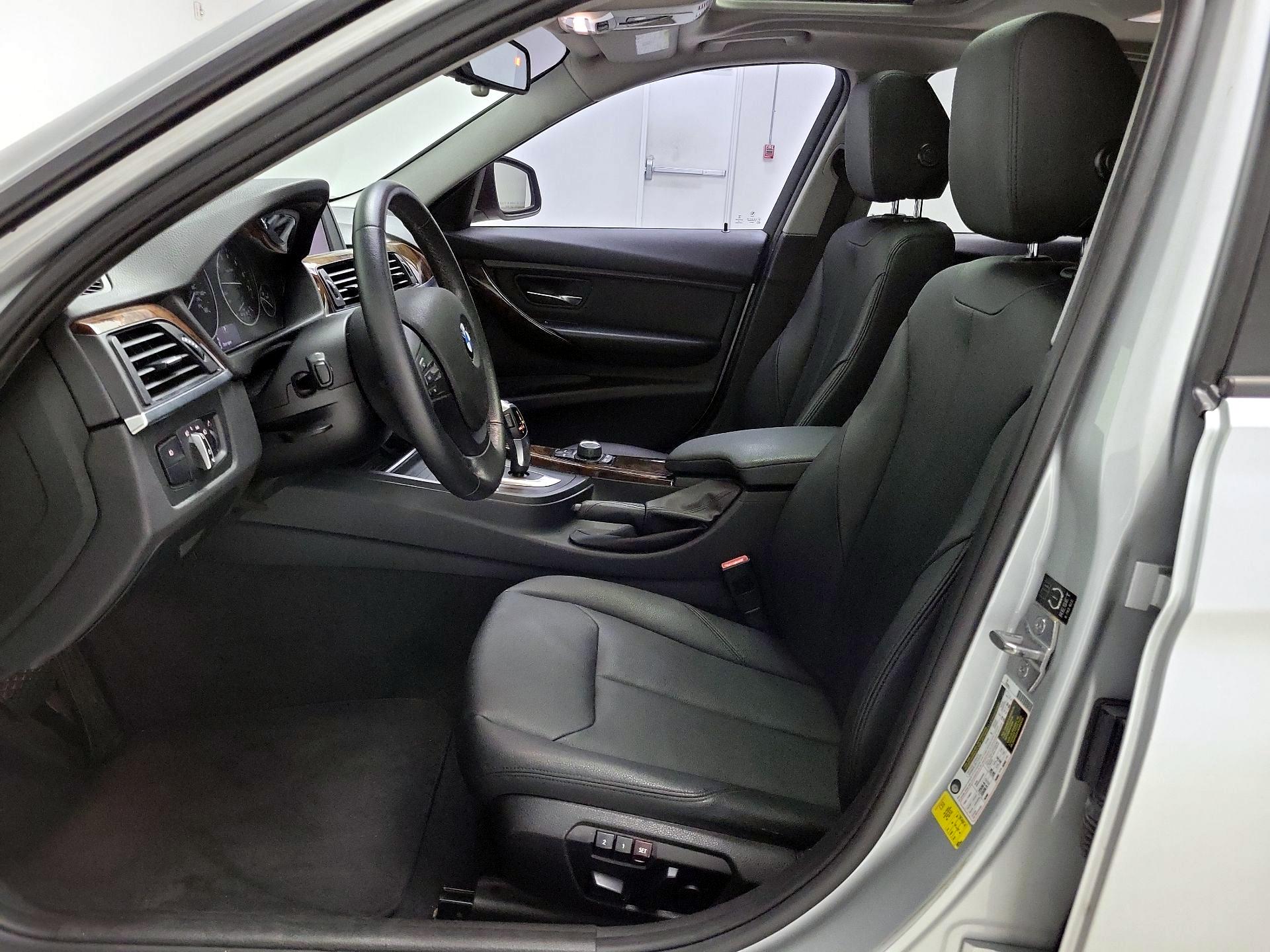 Thumbnail: 2014 BMW 3 Series - 11