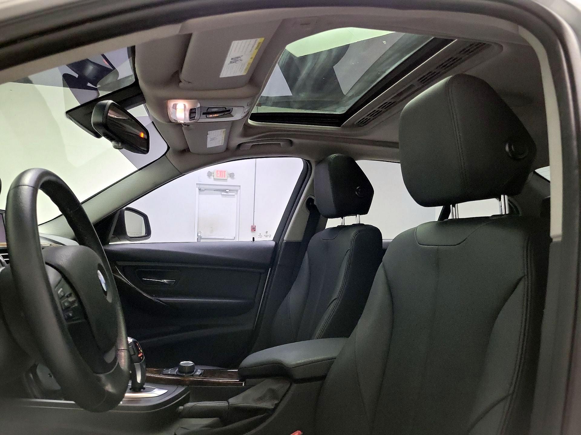 Thumbnail: 2014 BMW 3 Series - 18