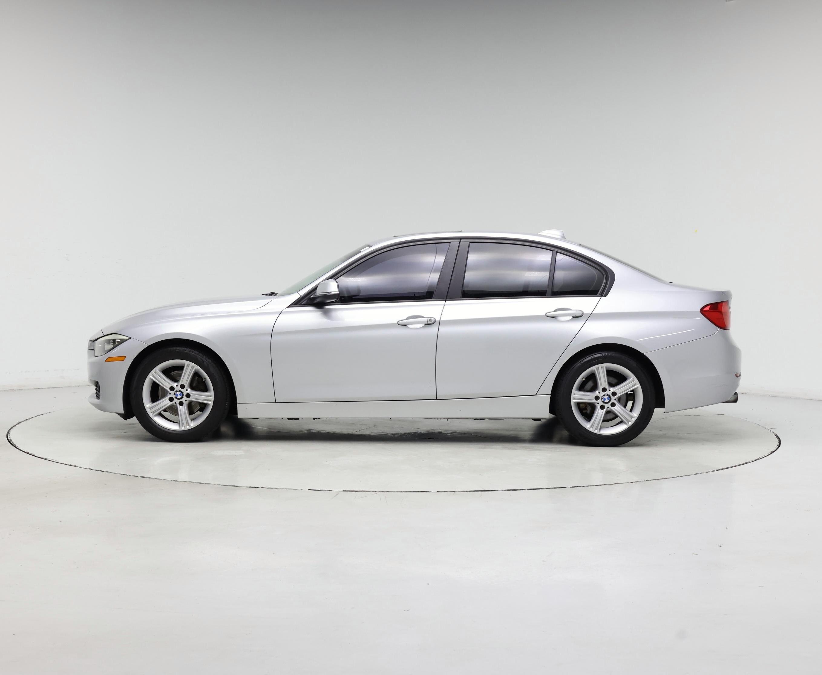 Thumbnail: 2014 BMW 3 Series - 3