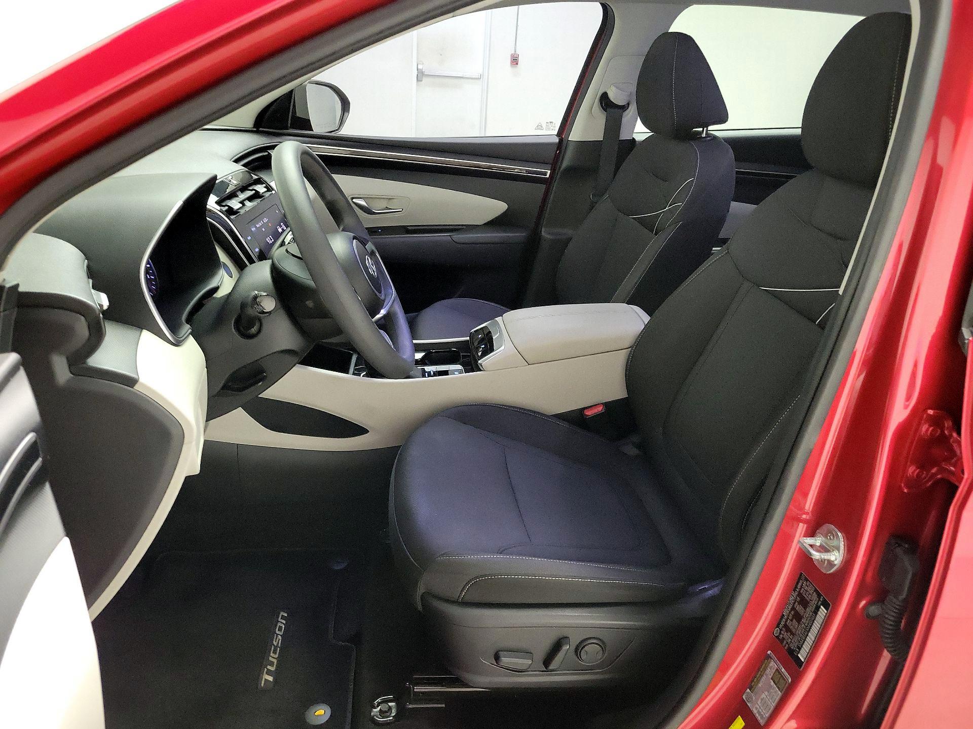 Thumbnail: 2022 Hyundai Tucson - 11