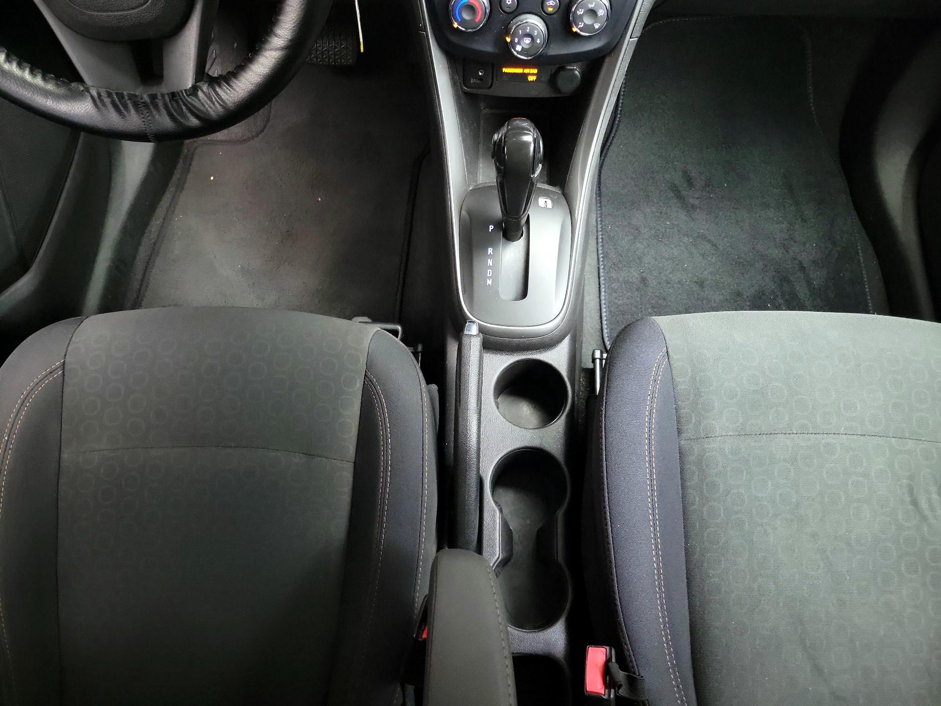 Thumbnail: 2019 Chevrolet Trax - 17