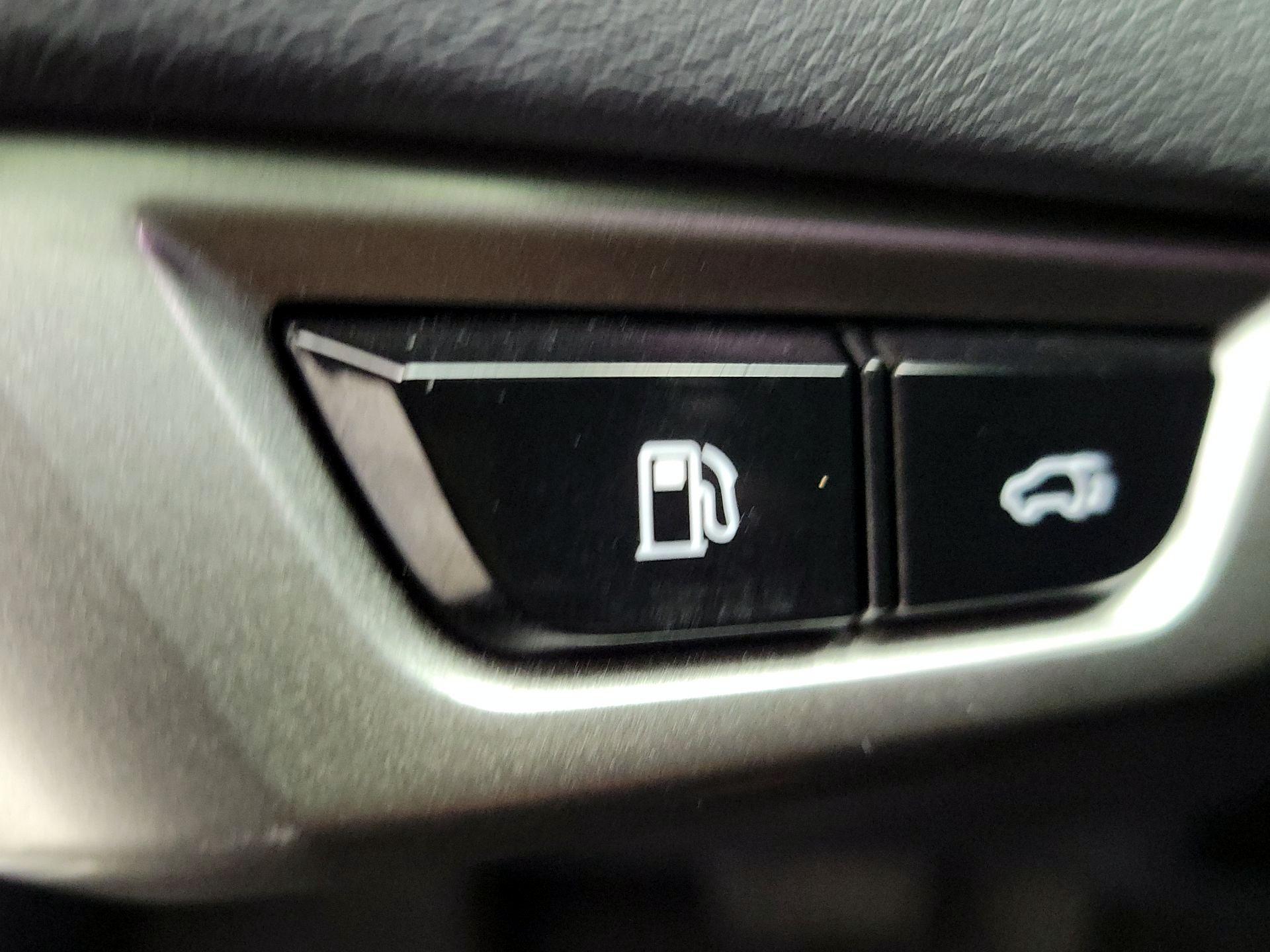 Thumbnail: 2023 Lexus RX - 13