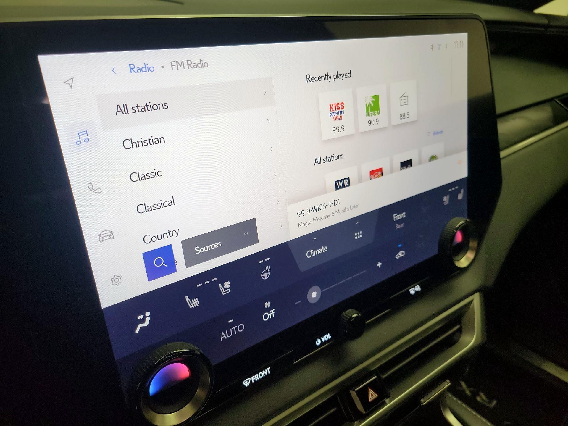 Thumbnail: 2023 Lexus RX - 16