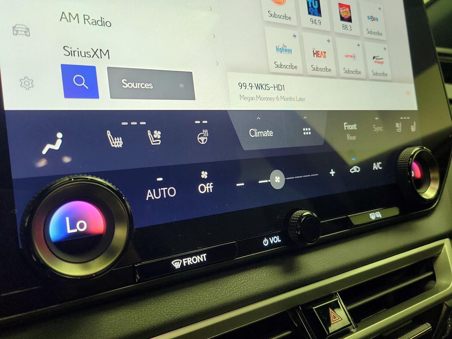 Thumbnail: 2023 Lexus RX - 17