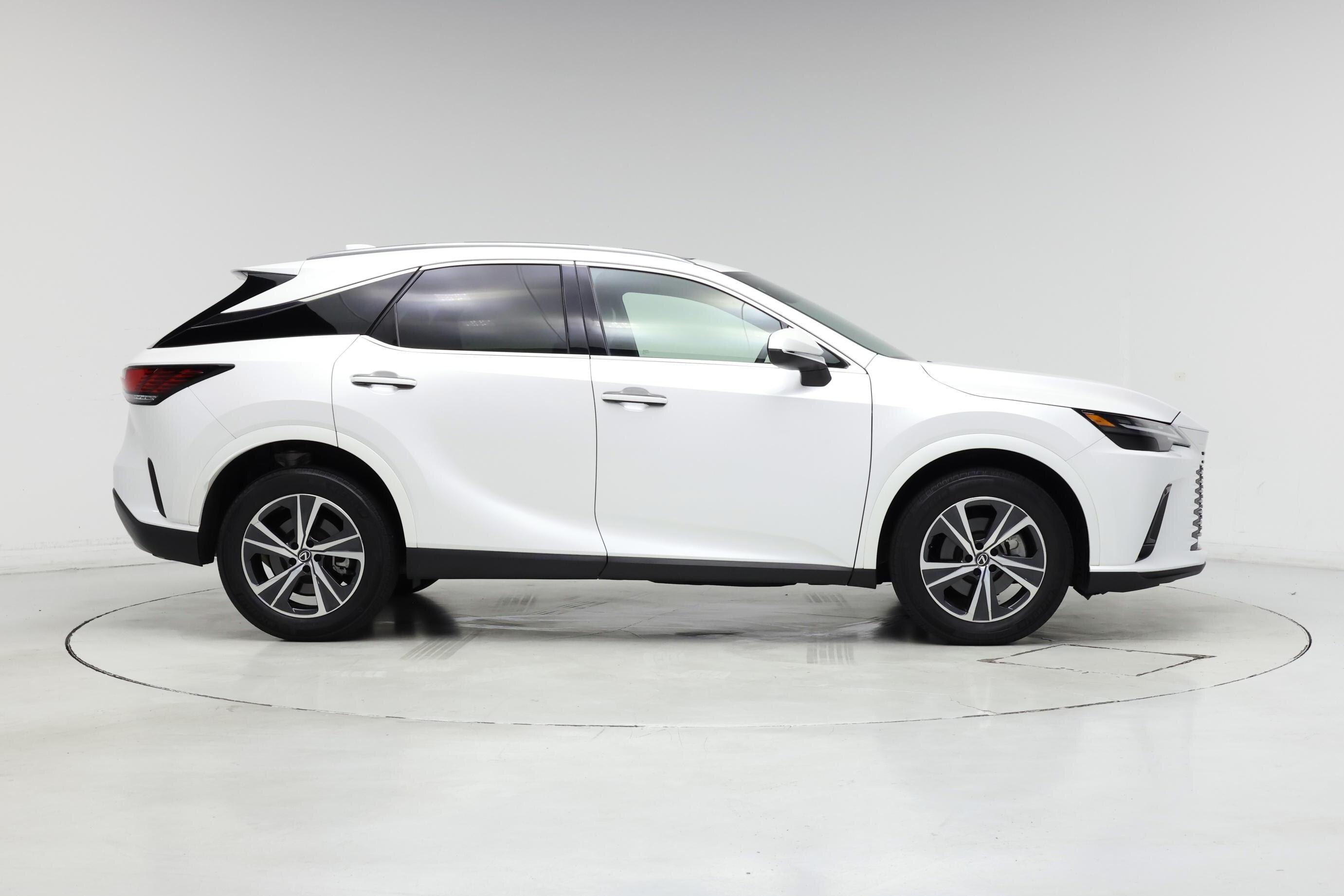 Thumbnail: 2023 Lexus RX - 7