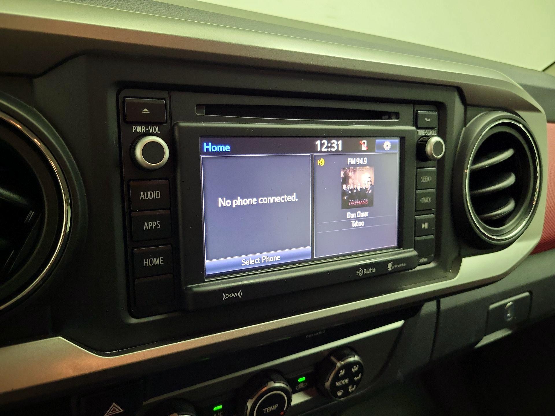 Thumbnail: 2019 Toyota Tacoma - 14