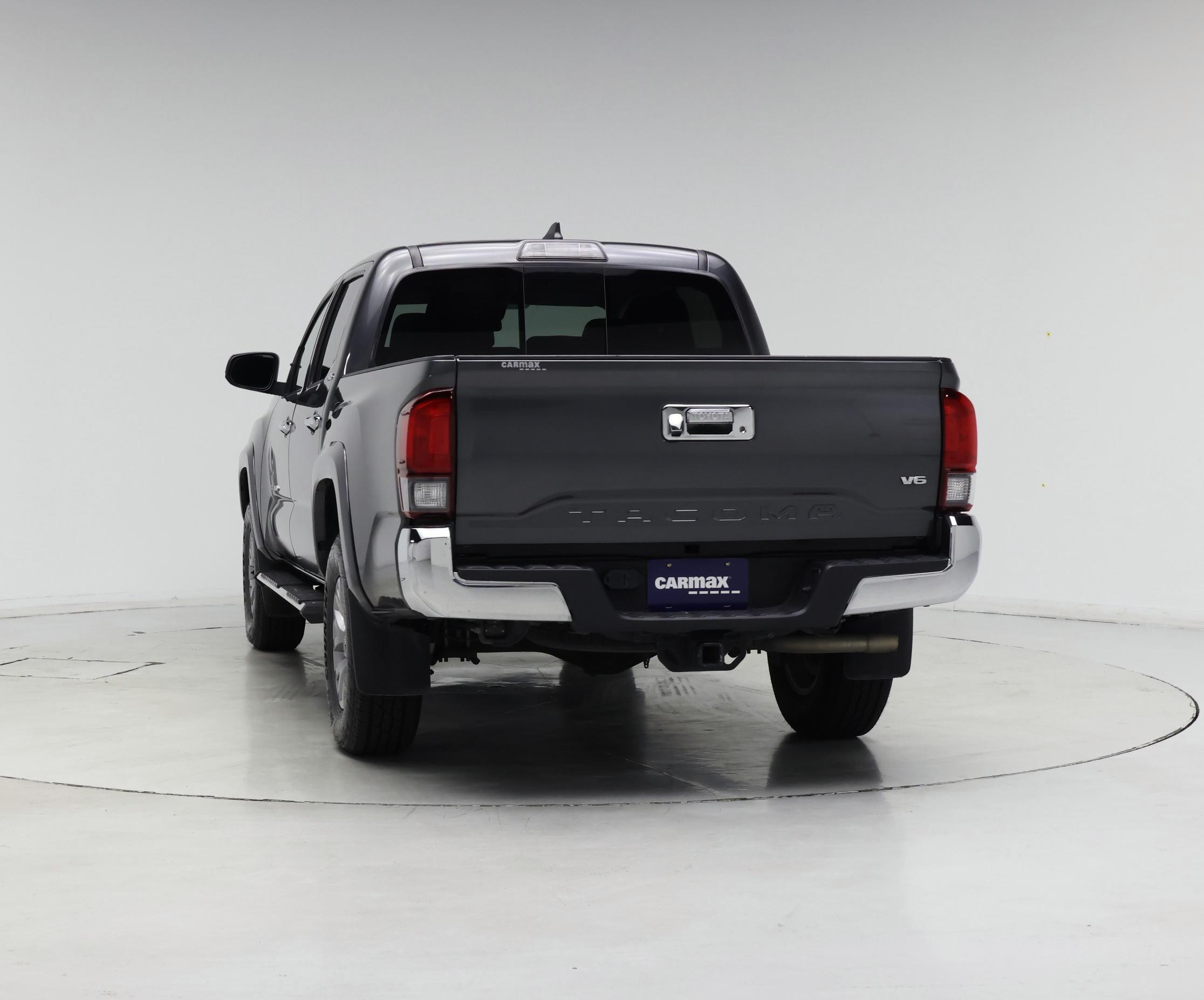 Thumbnail: 2019 Toyota Tacoma - 6
