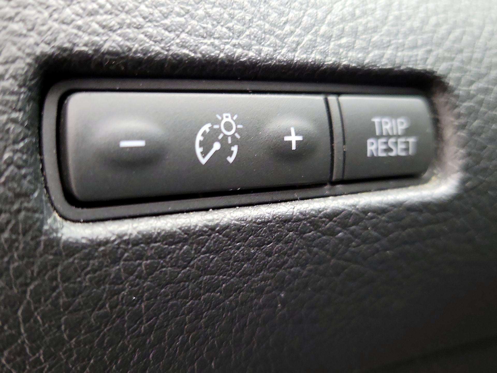 Thumbnail: 2016 Nissan Rogue - 13