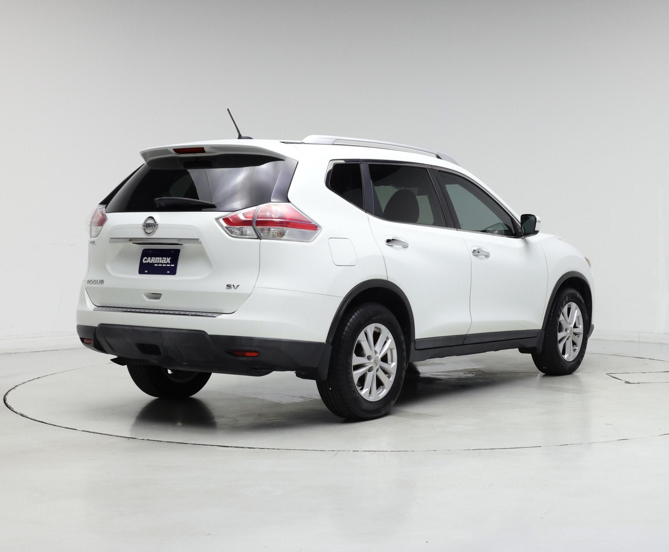 Thumbnail: 2016 Nissan Rogue - 8