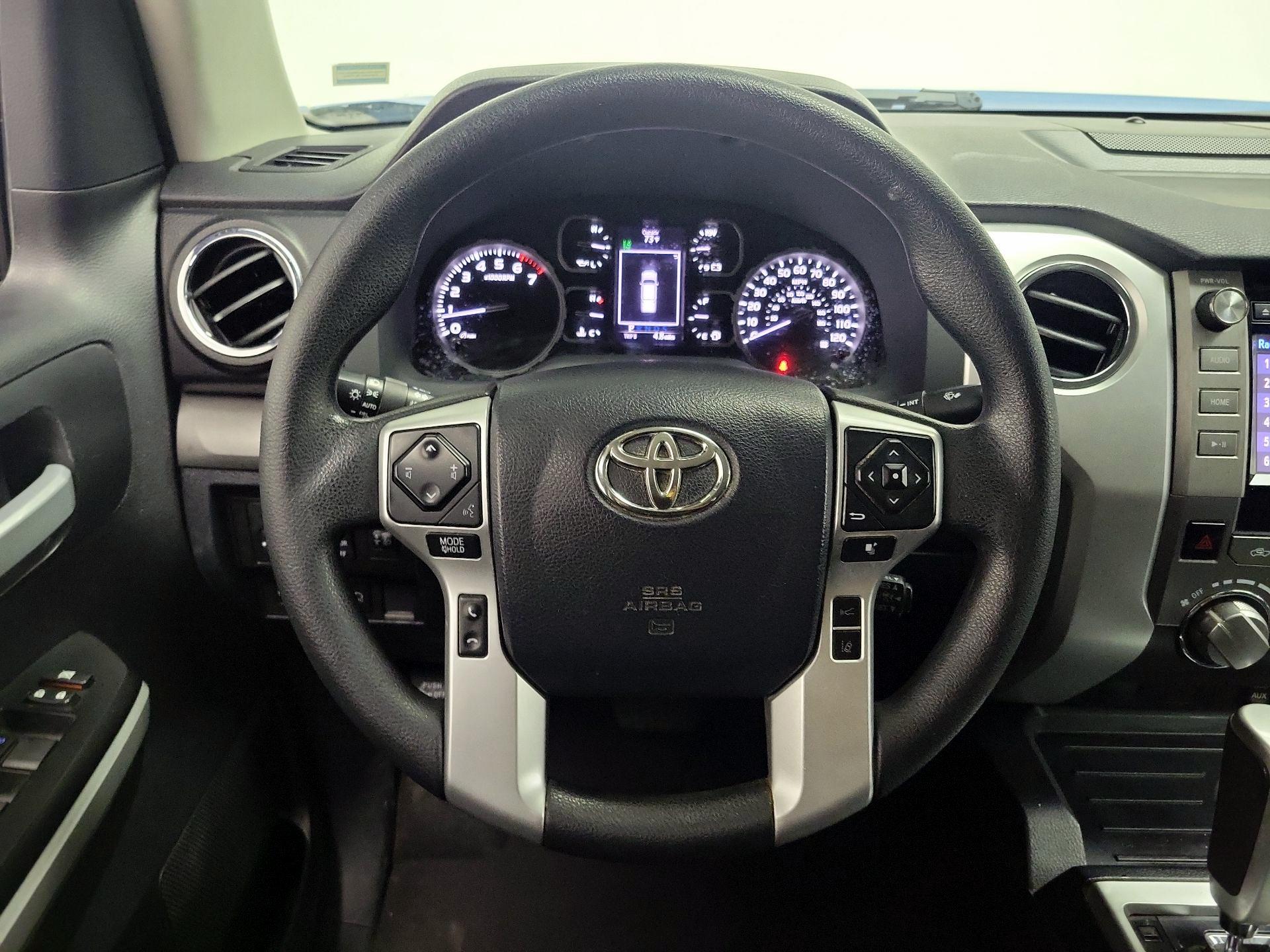Thumbnail: 2019 Toyota Tundra - 10