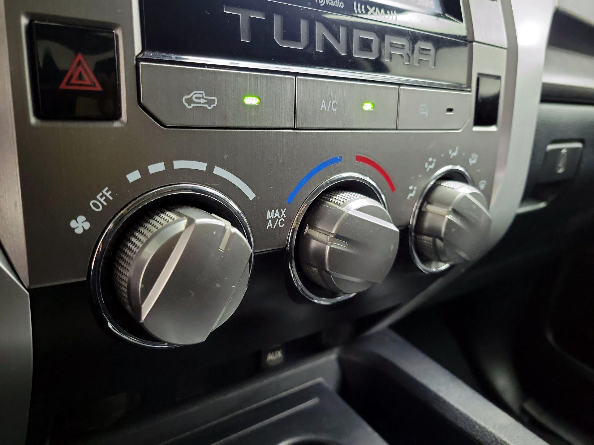 Thumbnail: 2019 Toyota Tundra - 16