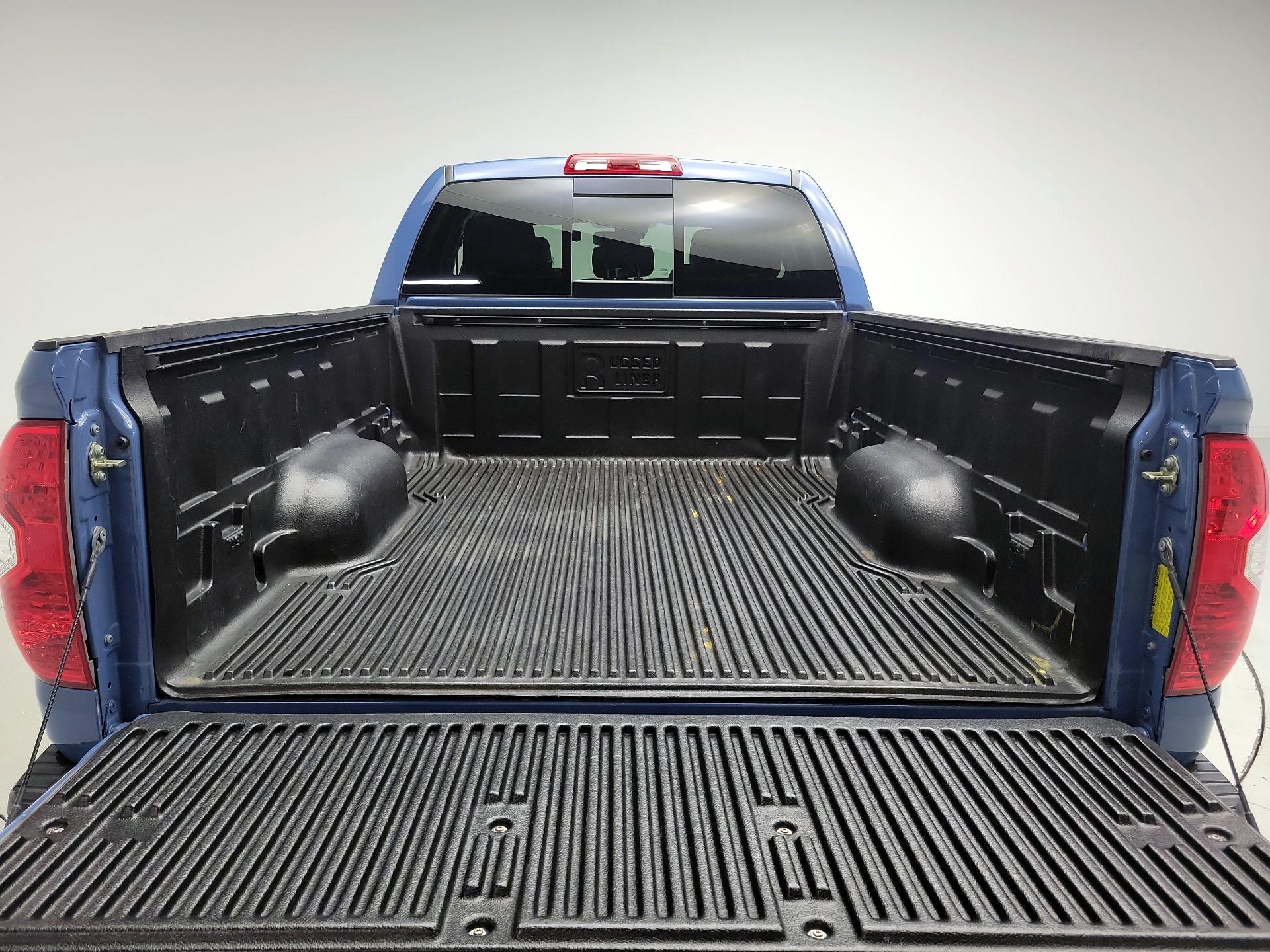 Thumbnail: 2019 Toyota Tundra - 20