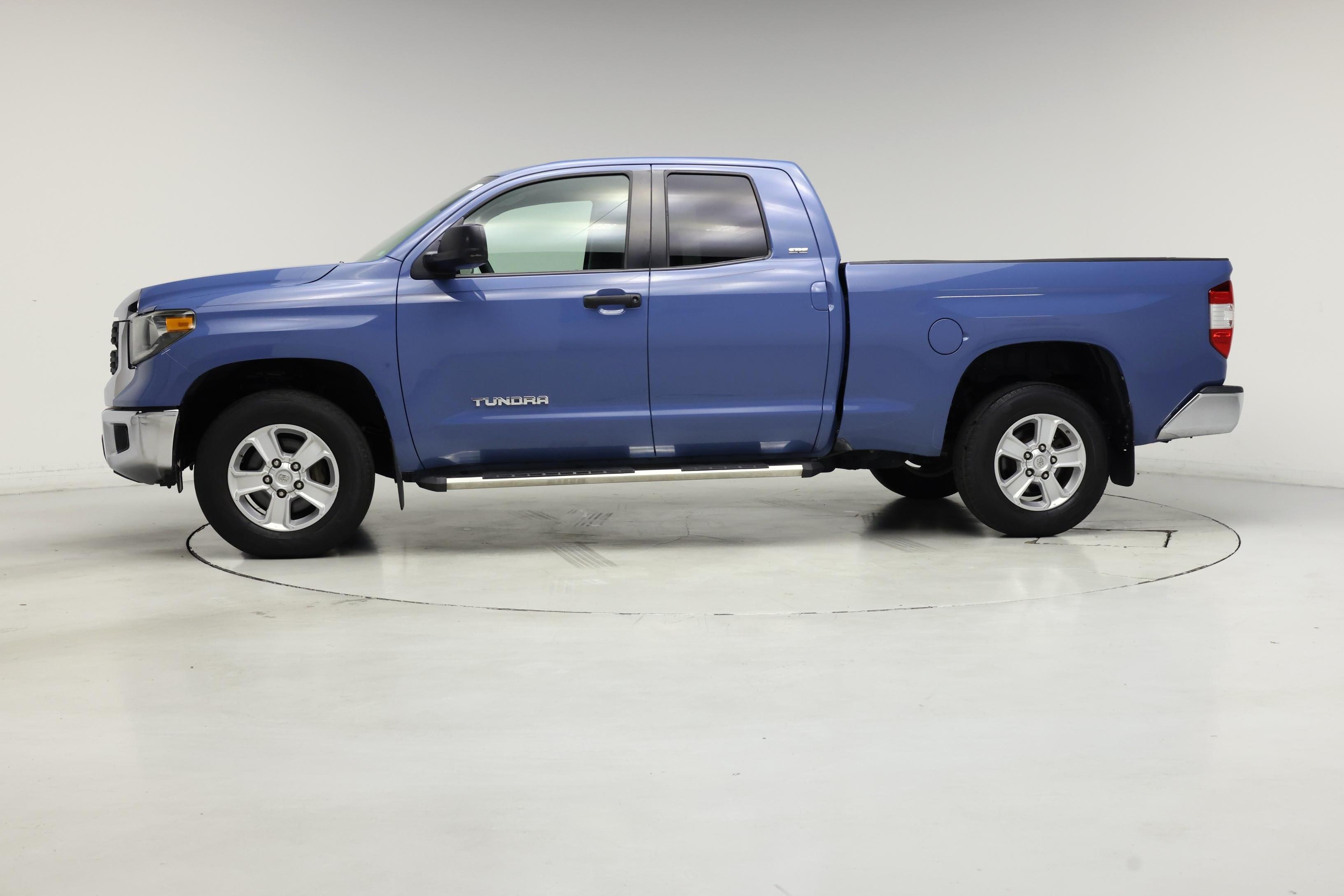 Thumbnail: 2019 Toyota Tundra - 3
